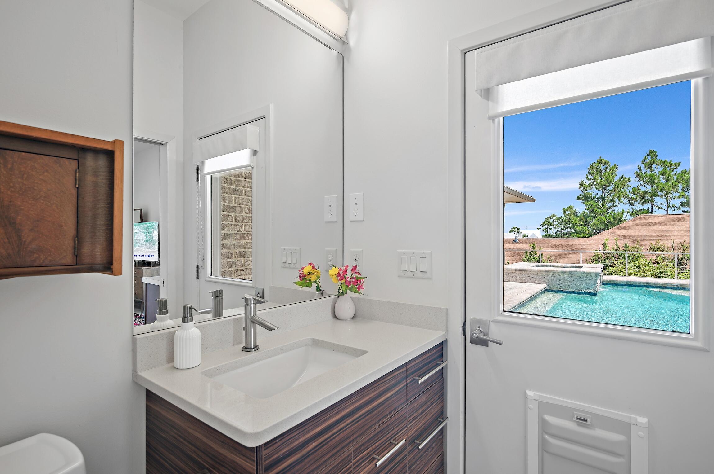 88 S Anchors Lake Drive