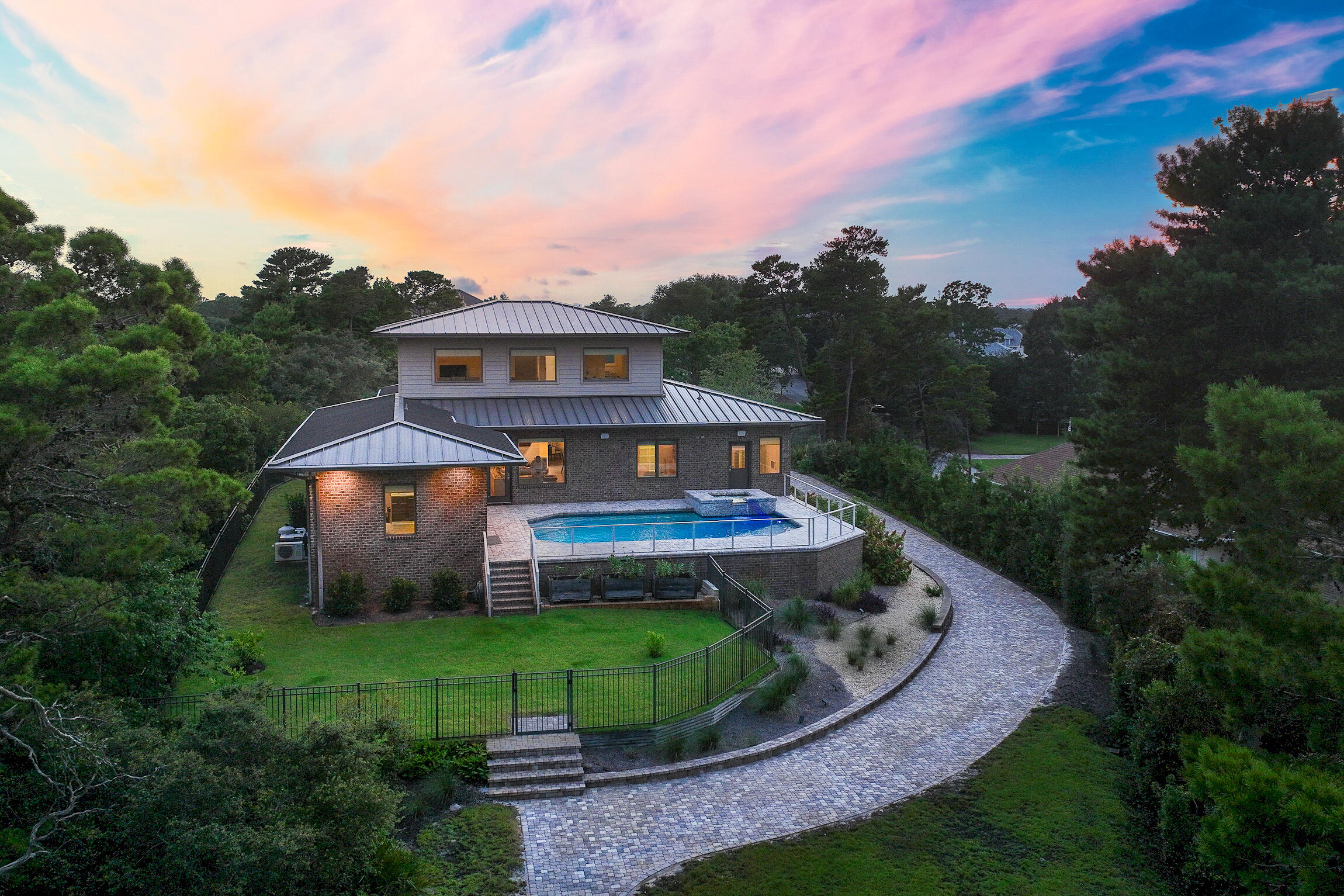 88 S Anchors Lake Drive