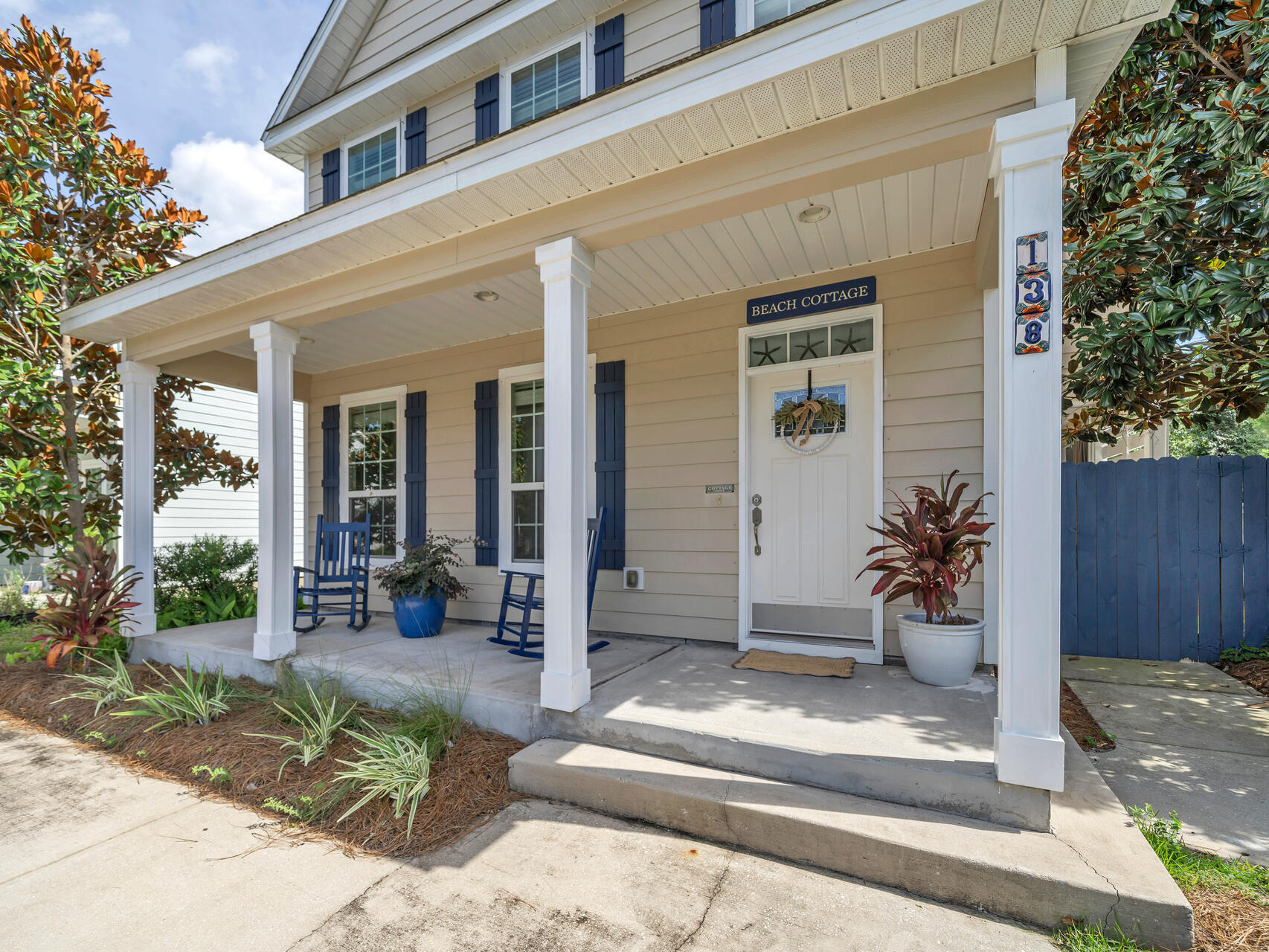 138 Mosaic Oaks Circle