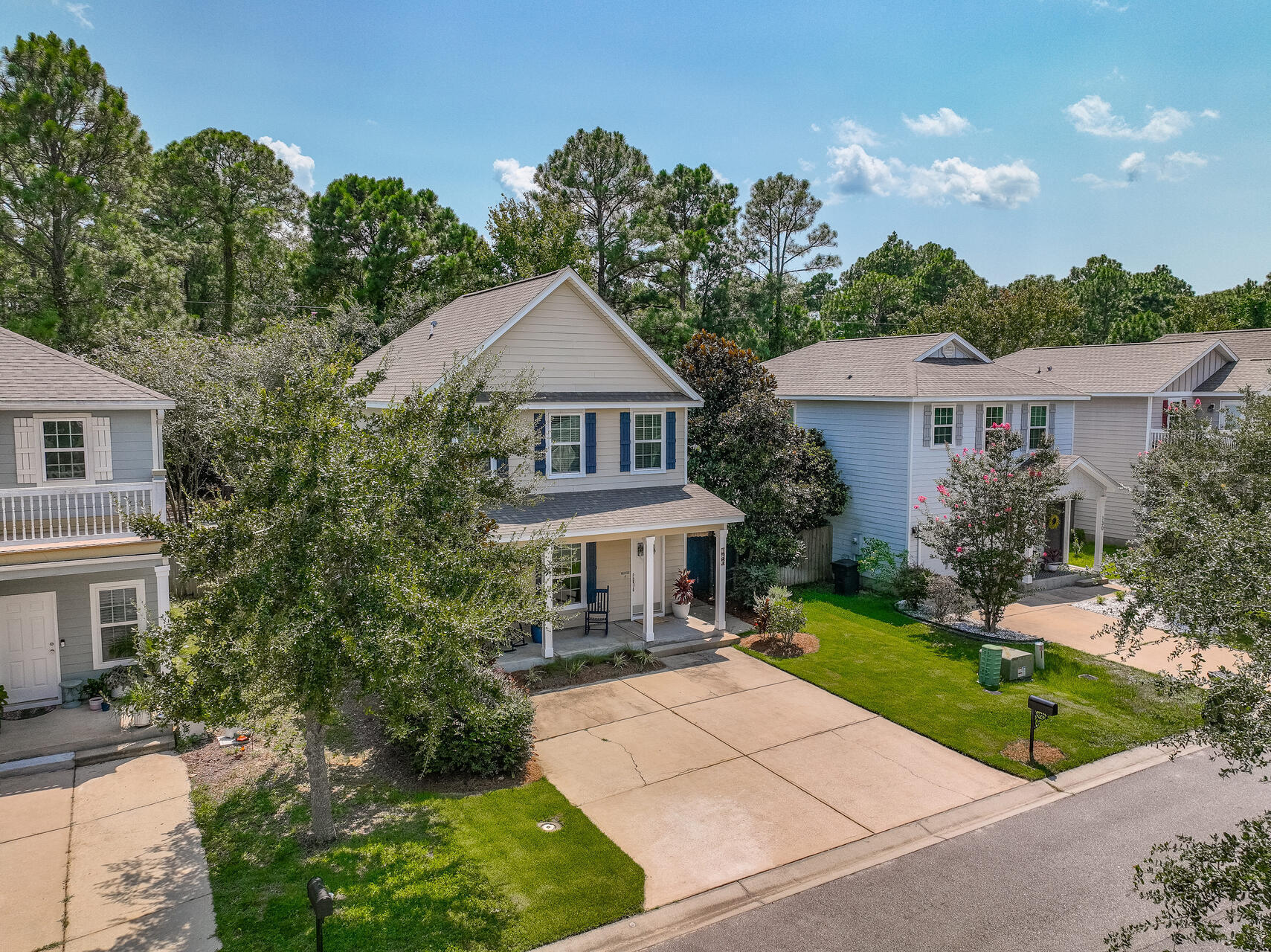 138 Mosaic Oaks Circle