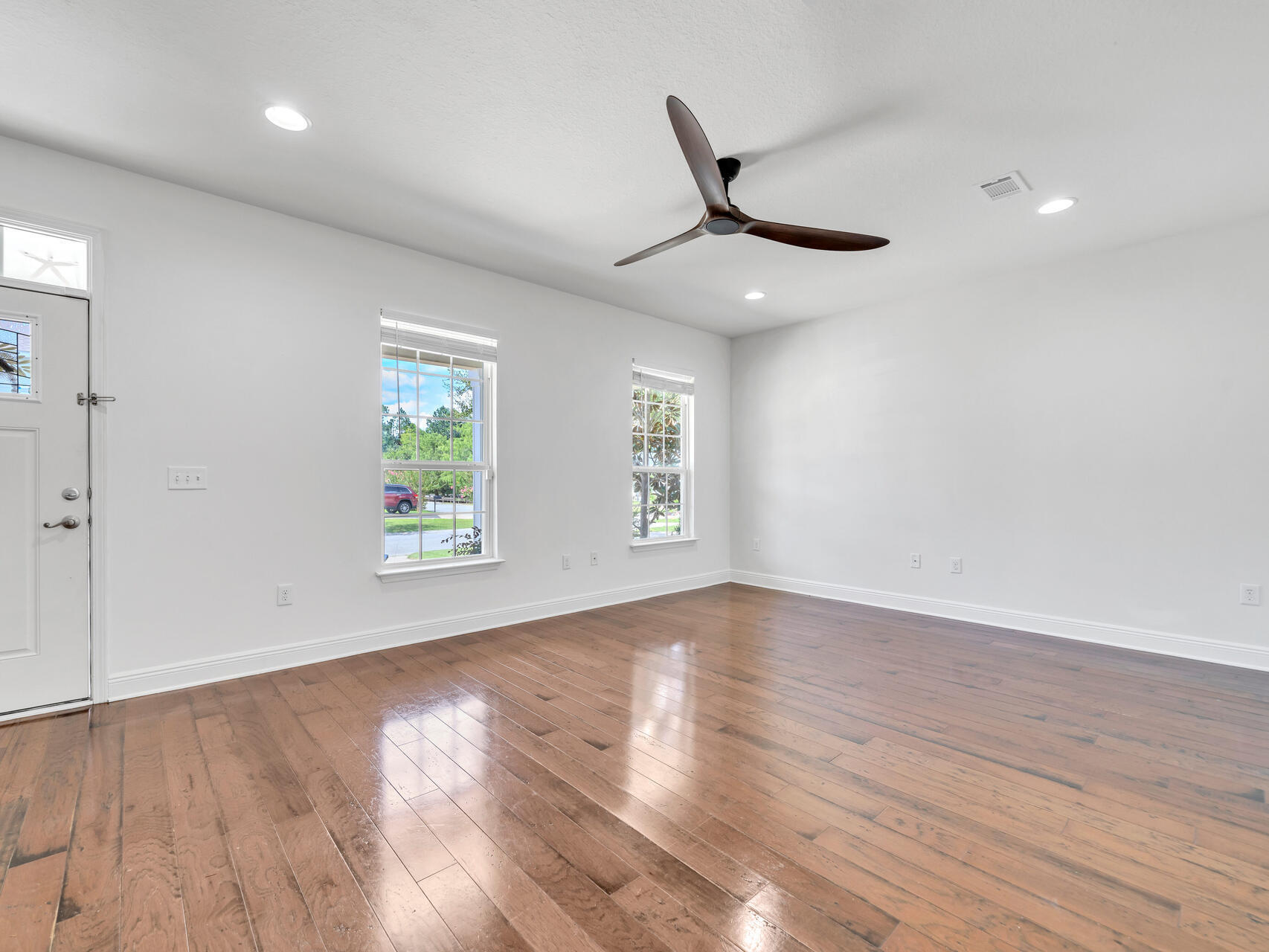 138 Mosaic Oaks Circle