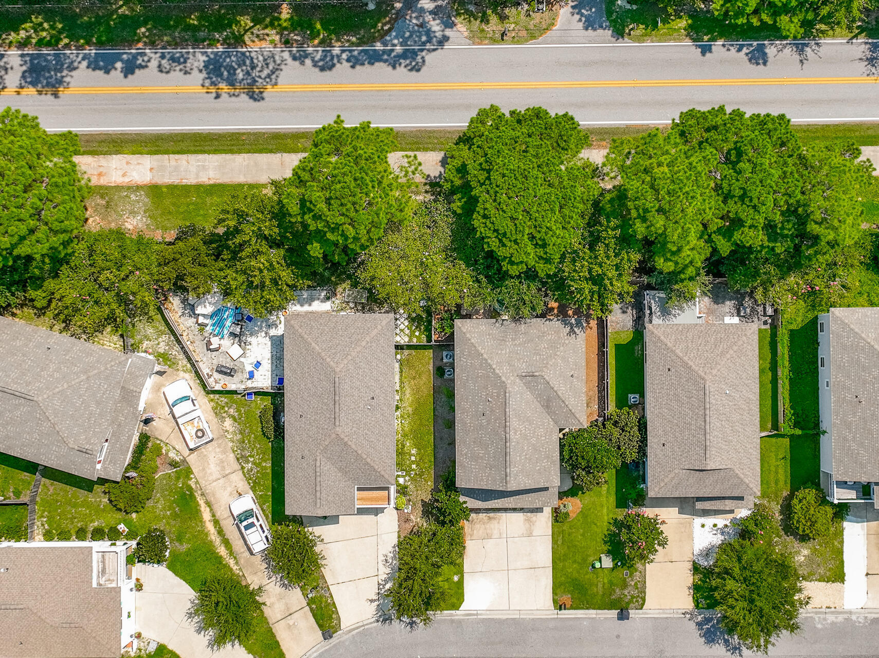 138 Mosaic Oaks Circle