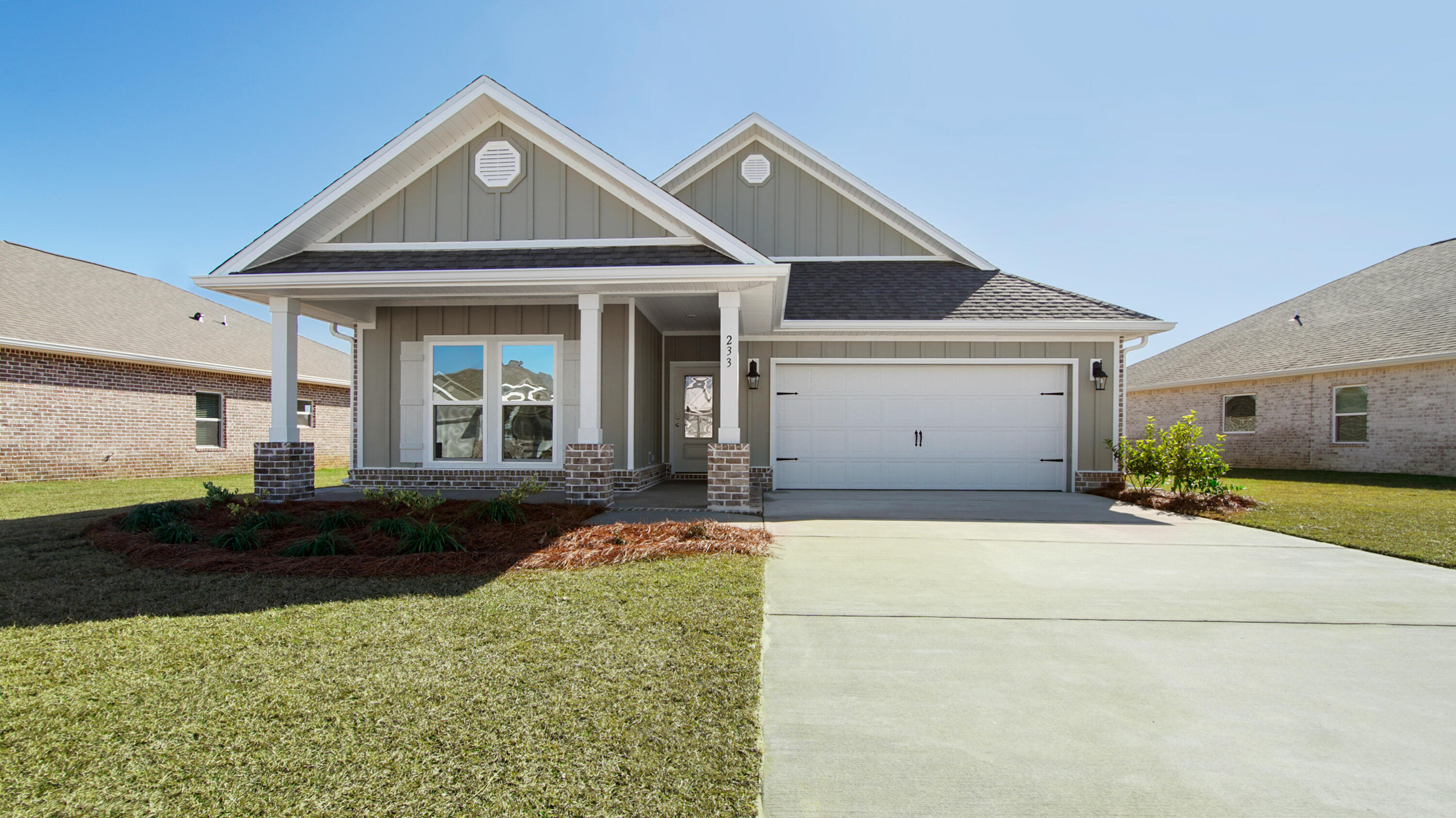 233 E Gray Owl Drive