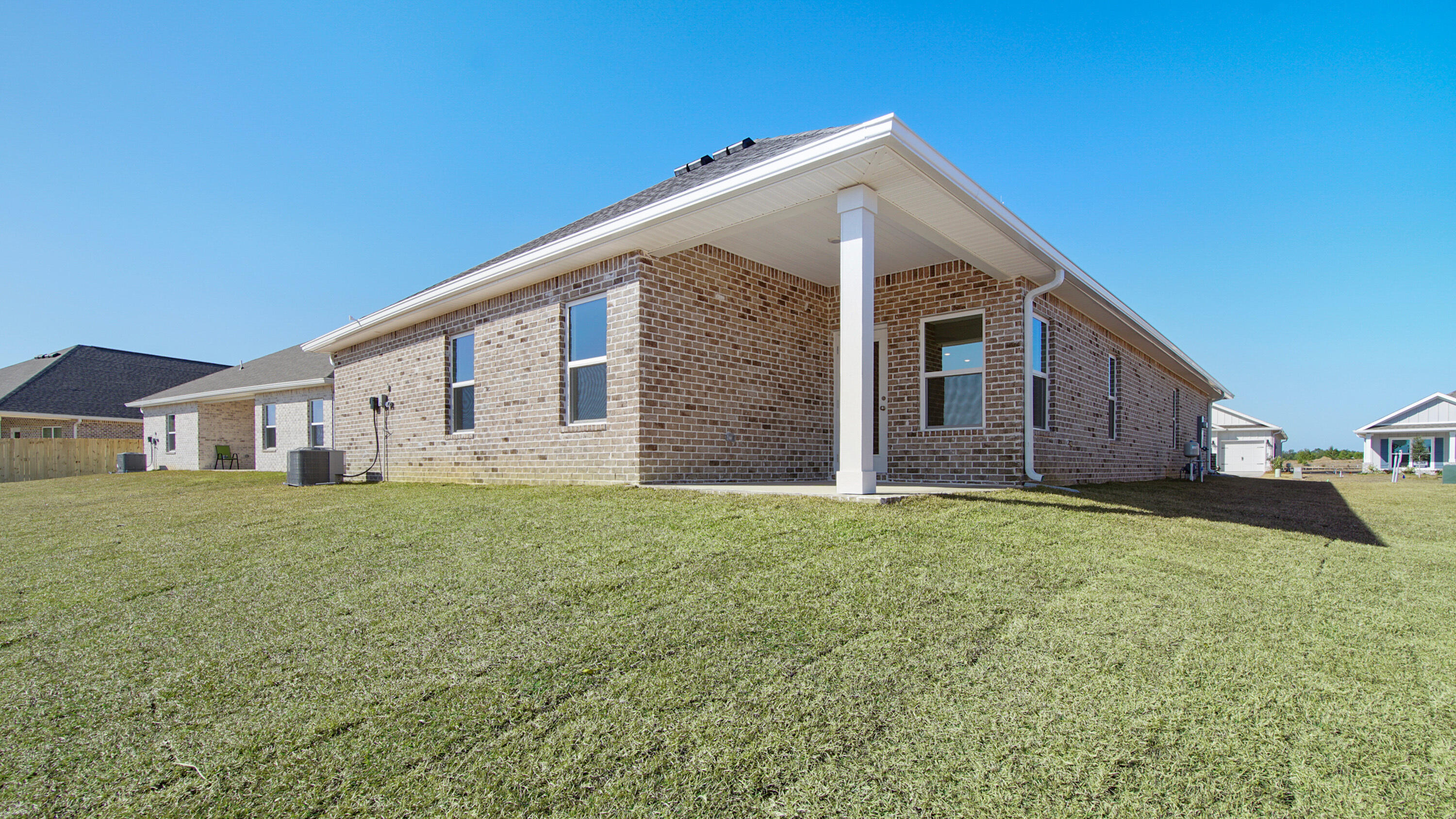 233 E Gray Owl Drive