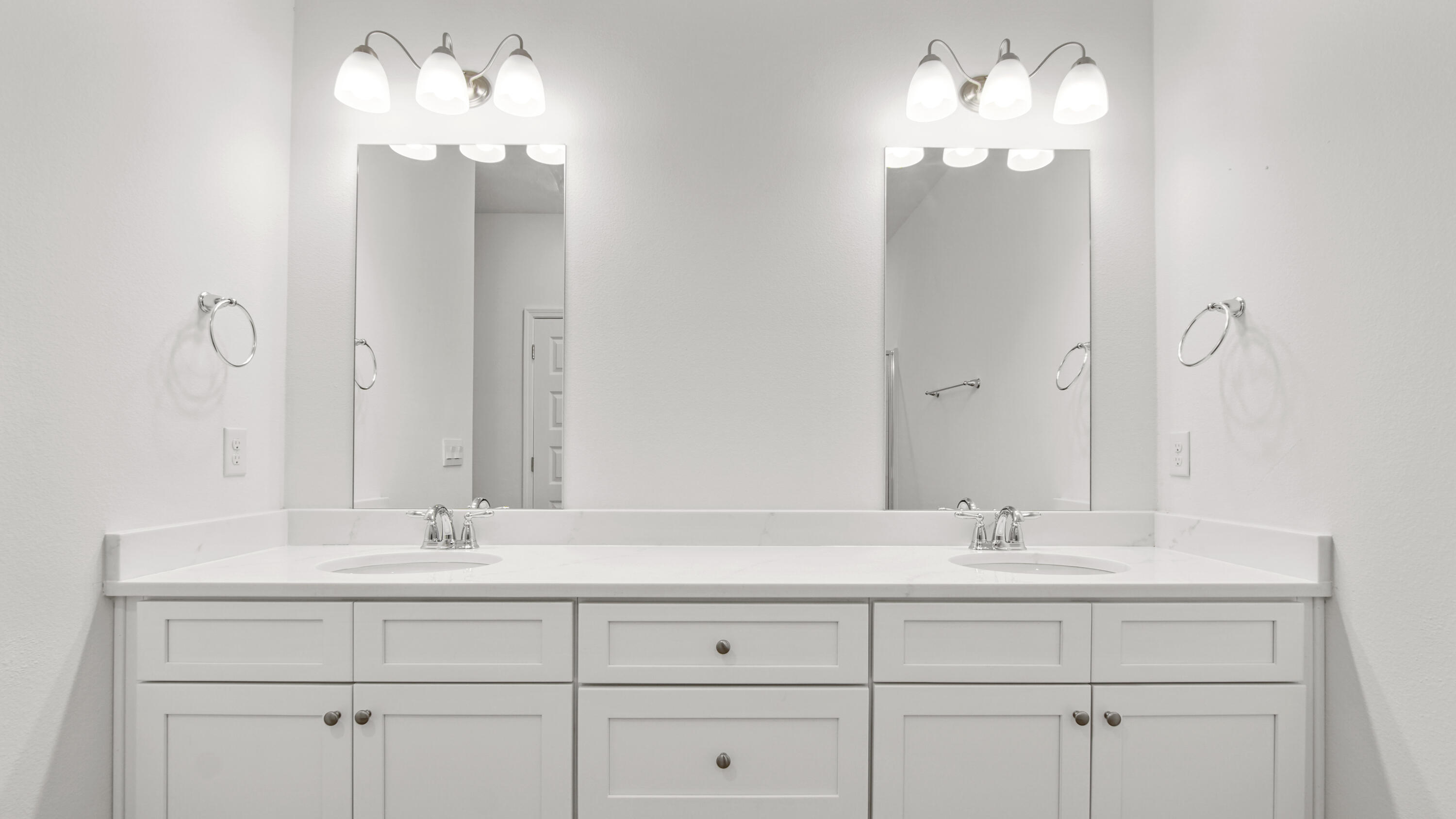 179 E Gray Owl Drive