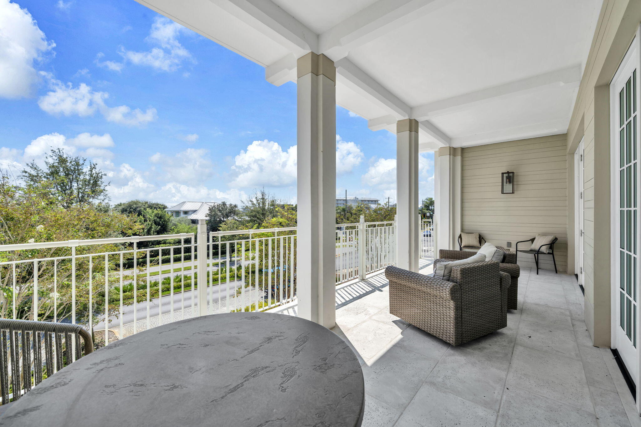 45 W Solaire Way, 207