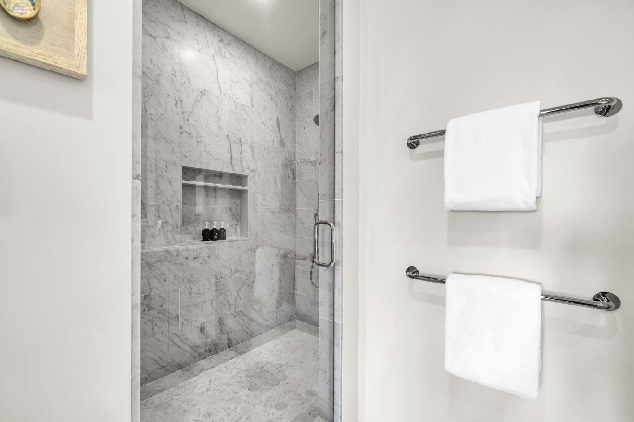 45 W Solaire Way, 207