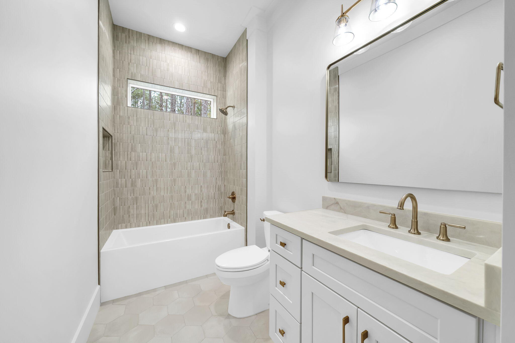 123 W Captain Fritz Way