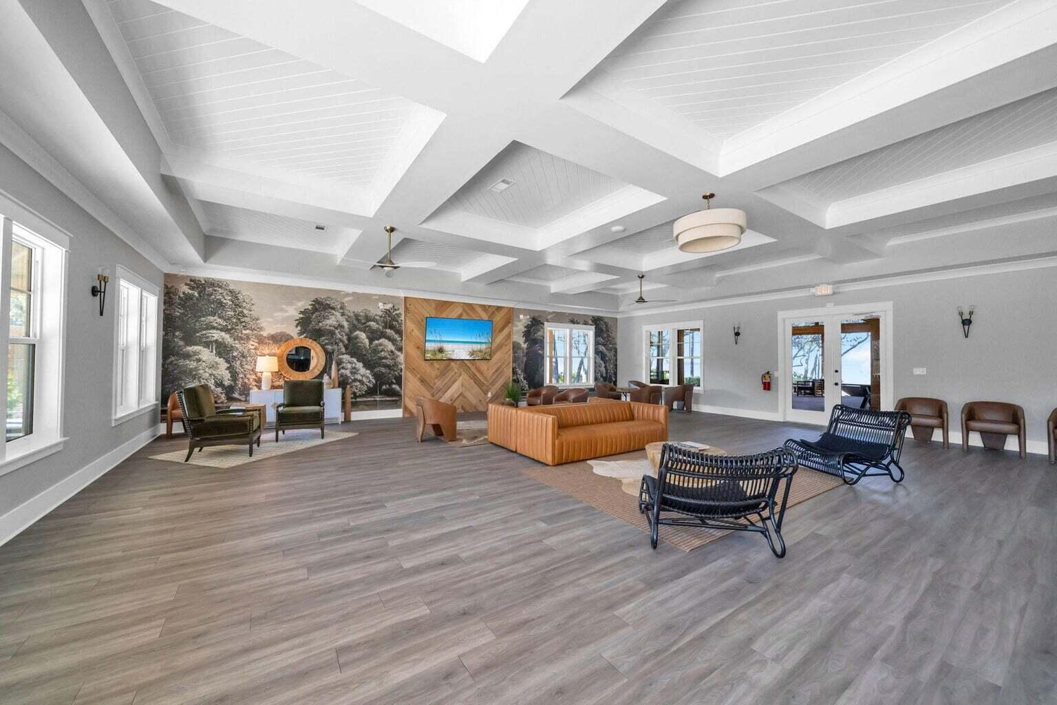 123 W Captain Fritz Way