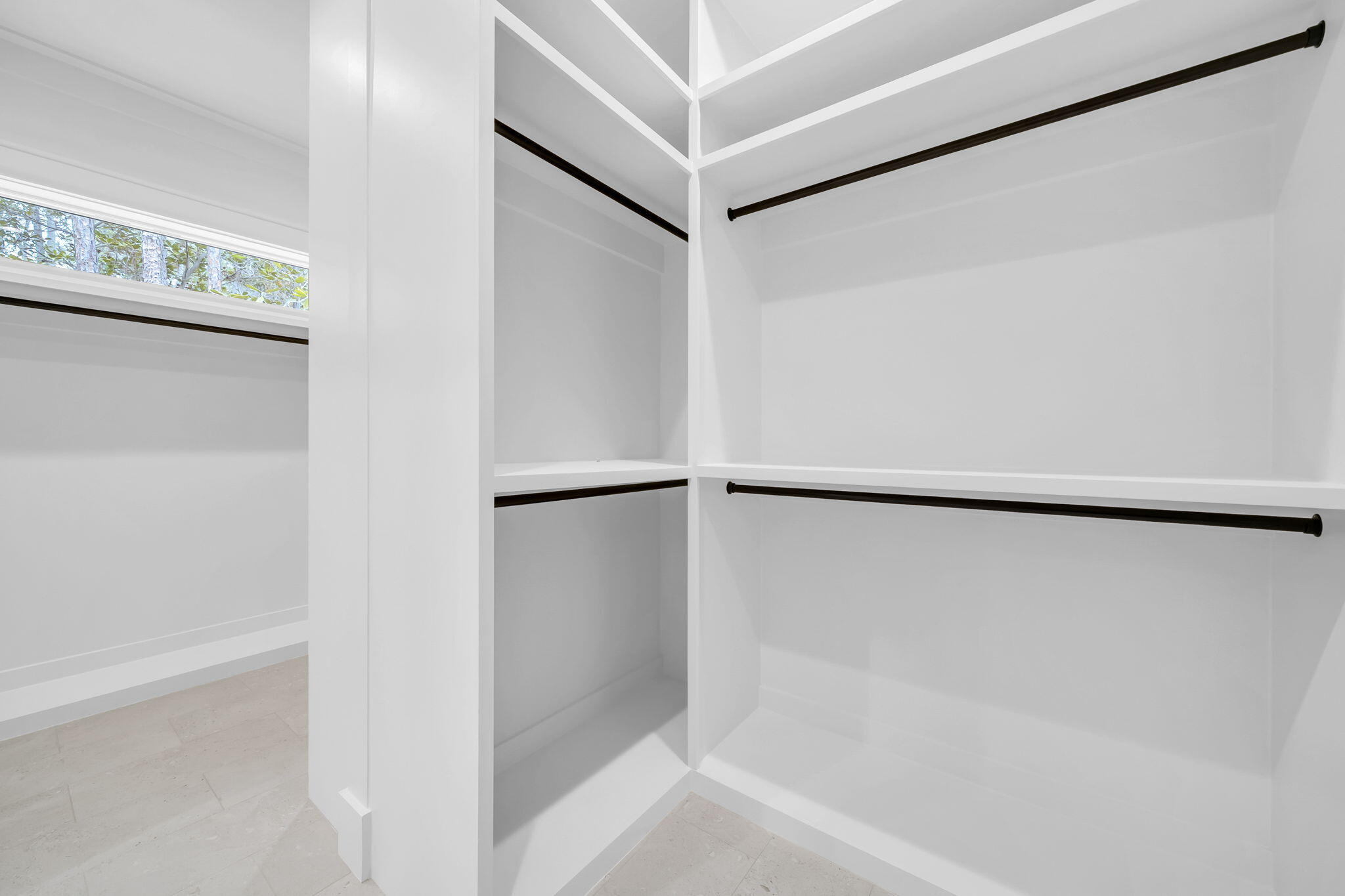 123 W Captain Fritz Way