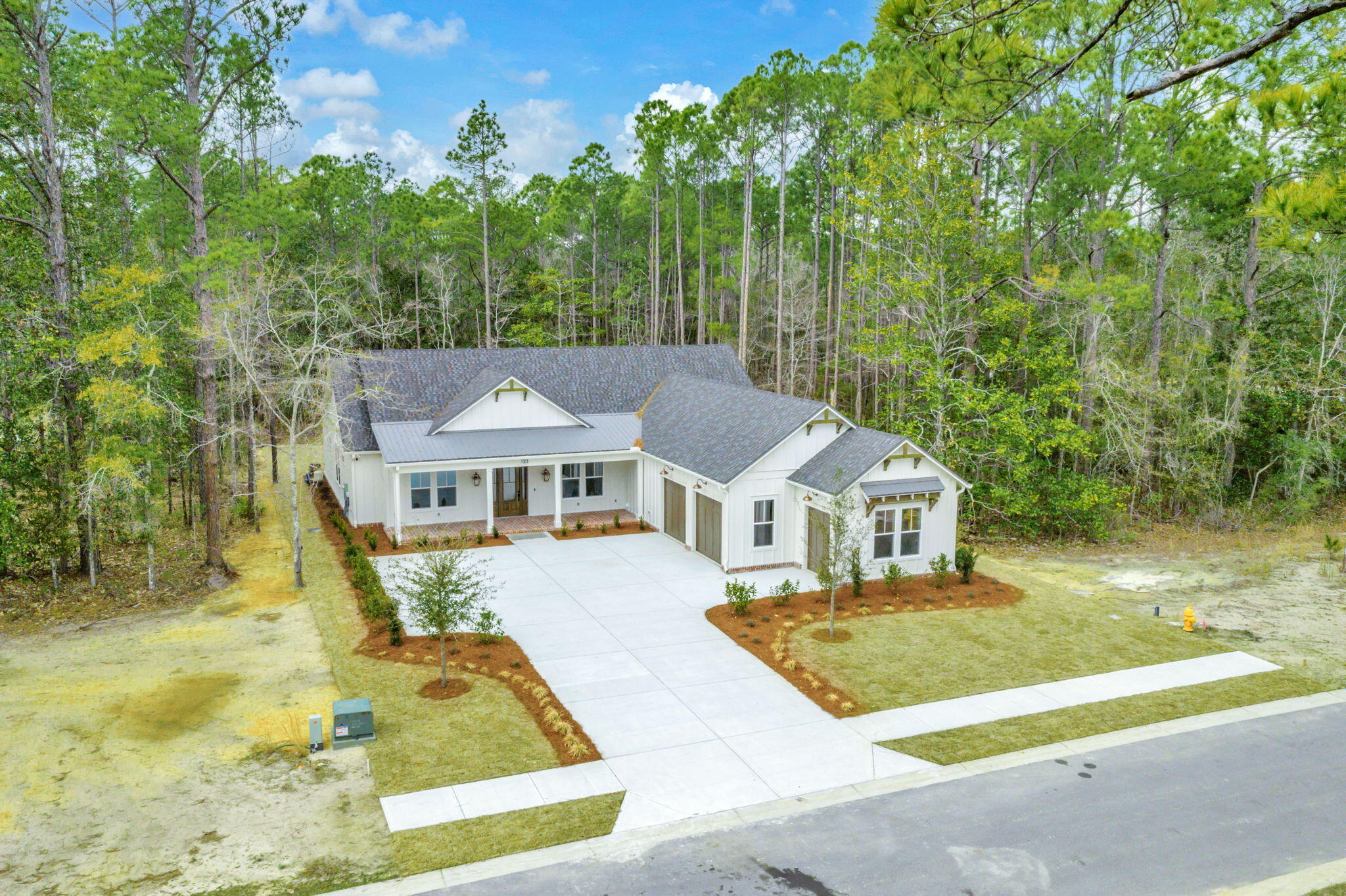 123 W Captain Fritz Way