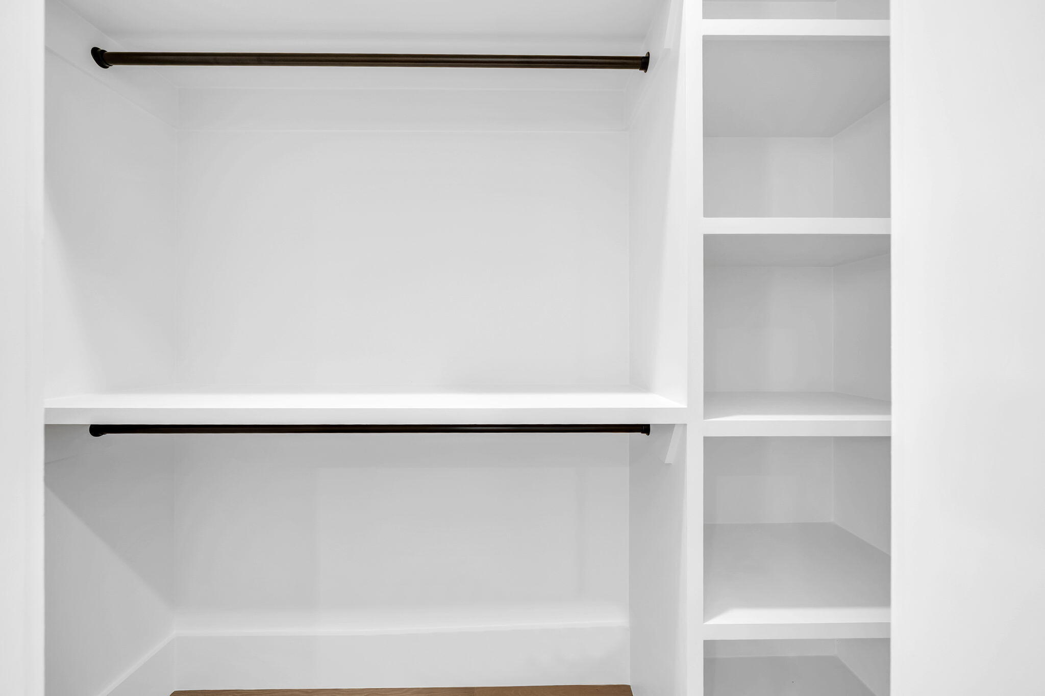 123 W Captain Fritz Way