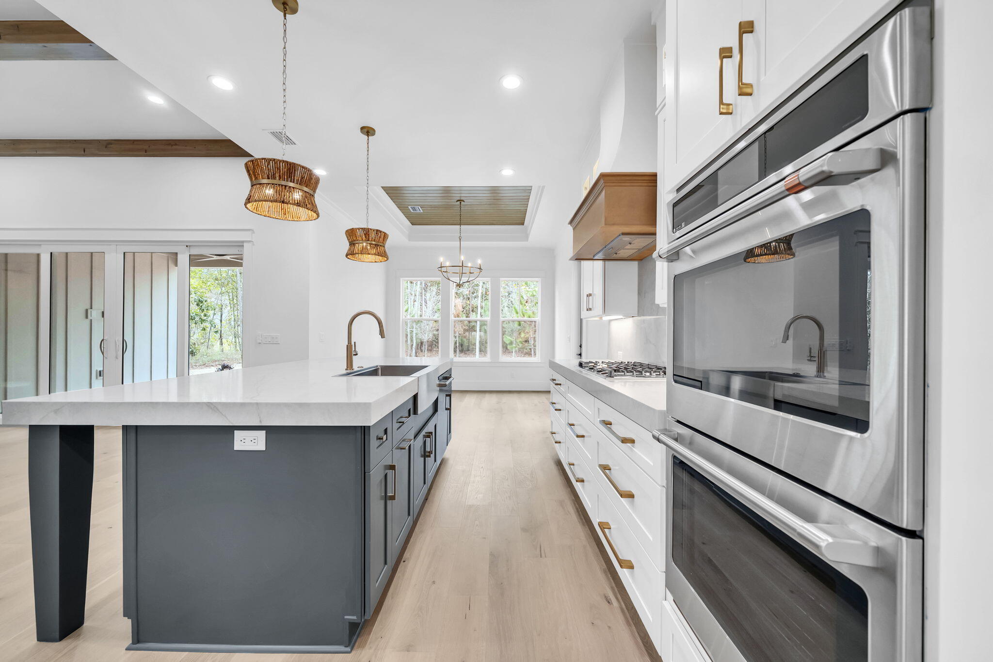 123 W Captain Fritz Way