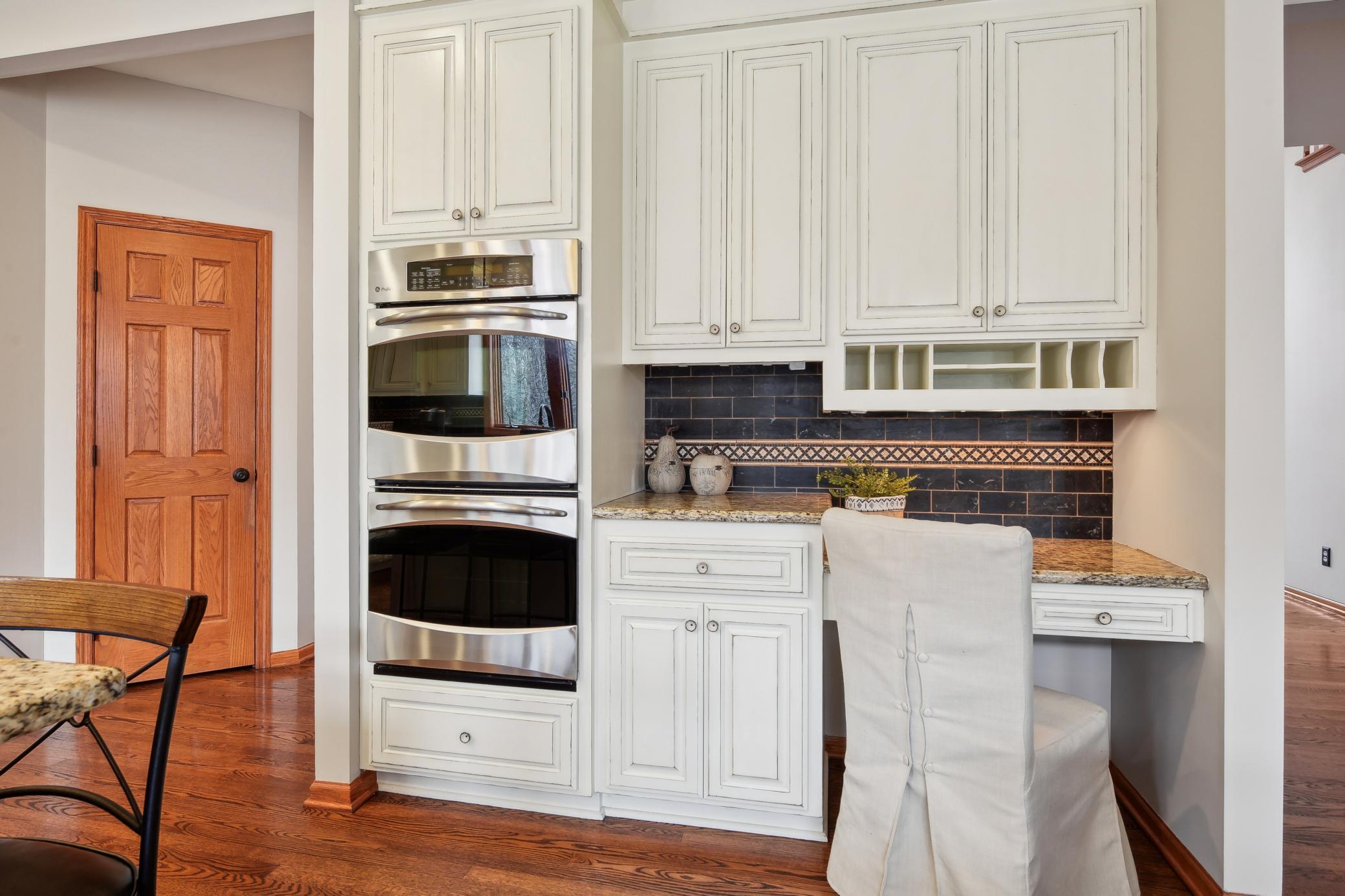 2377 Ellsworth Court, Chaska, MN