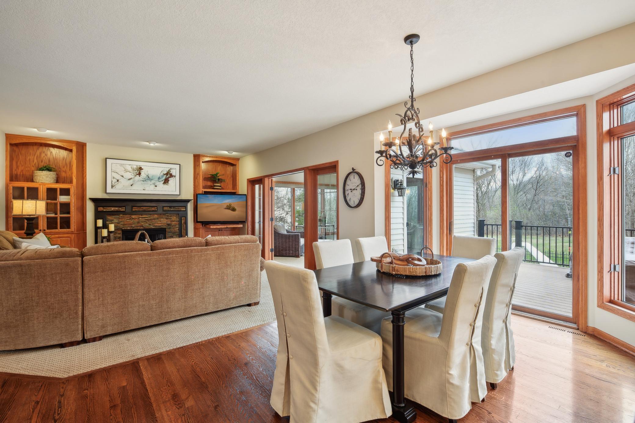 2377 Ellsworth Court, Chaska, MN