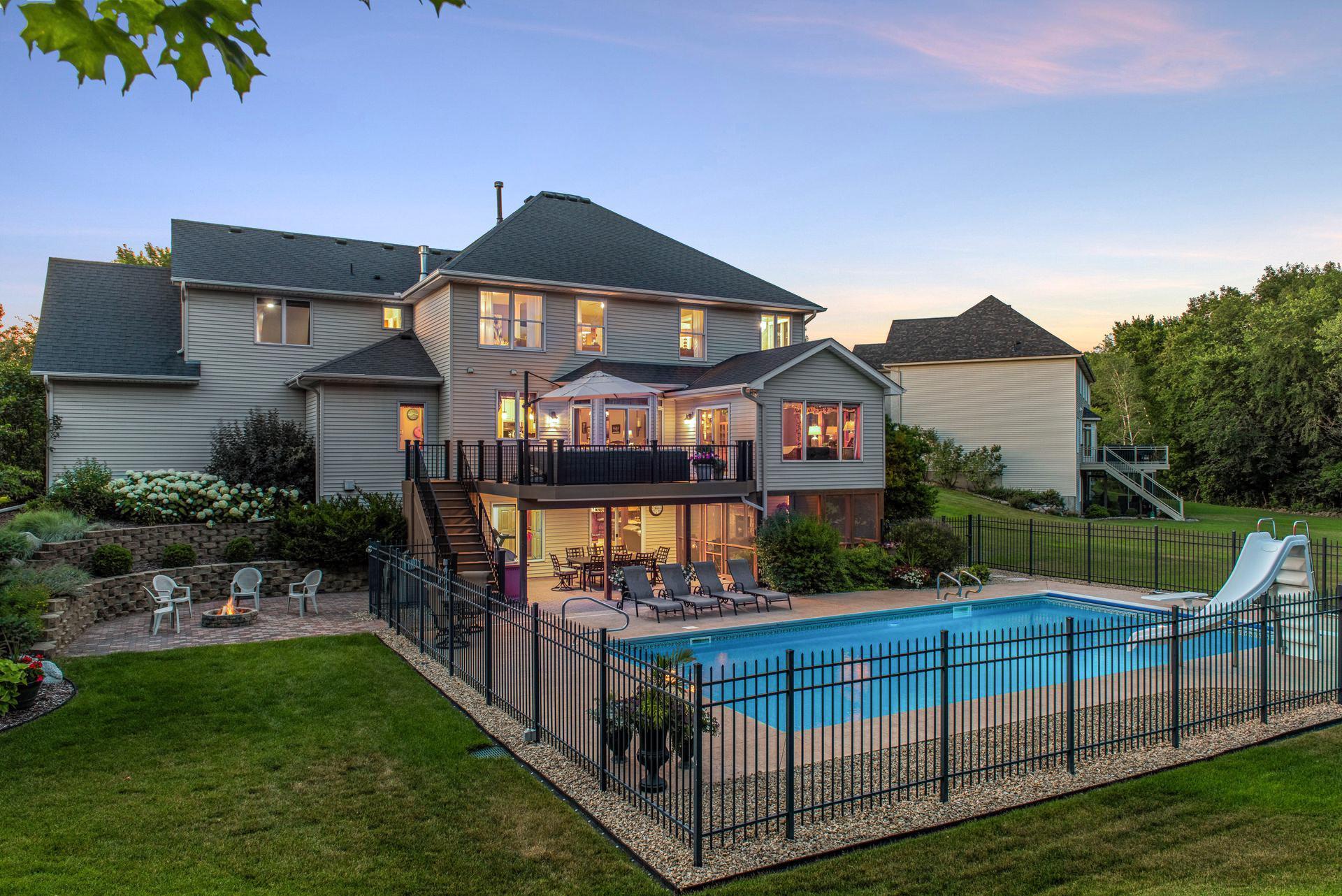 2377 Ellsworth Court, Chaska, MN