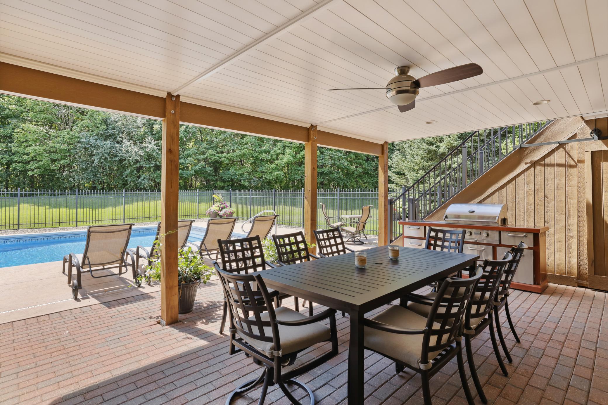 2377 Ellsworth Court, Chaska, MN