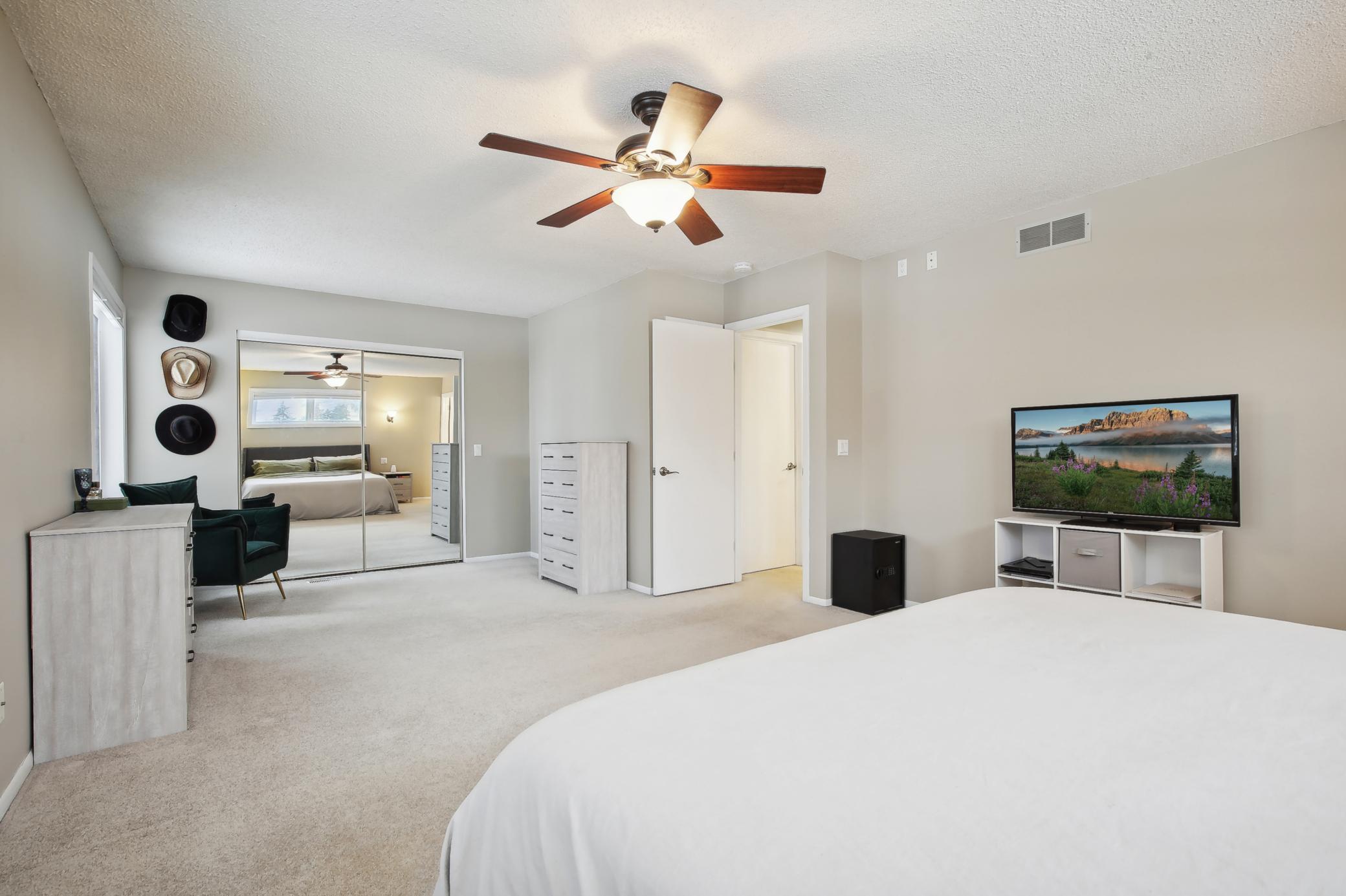 5960 Red Cherry Lane, Minnetonka MN