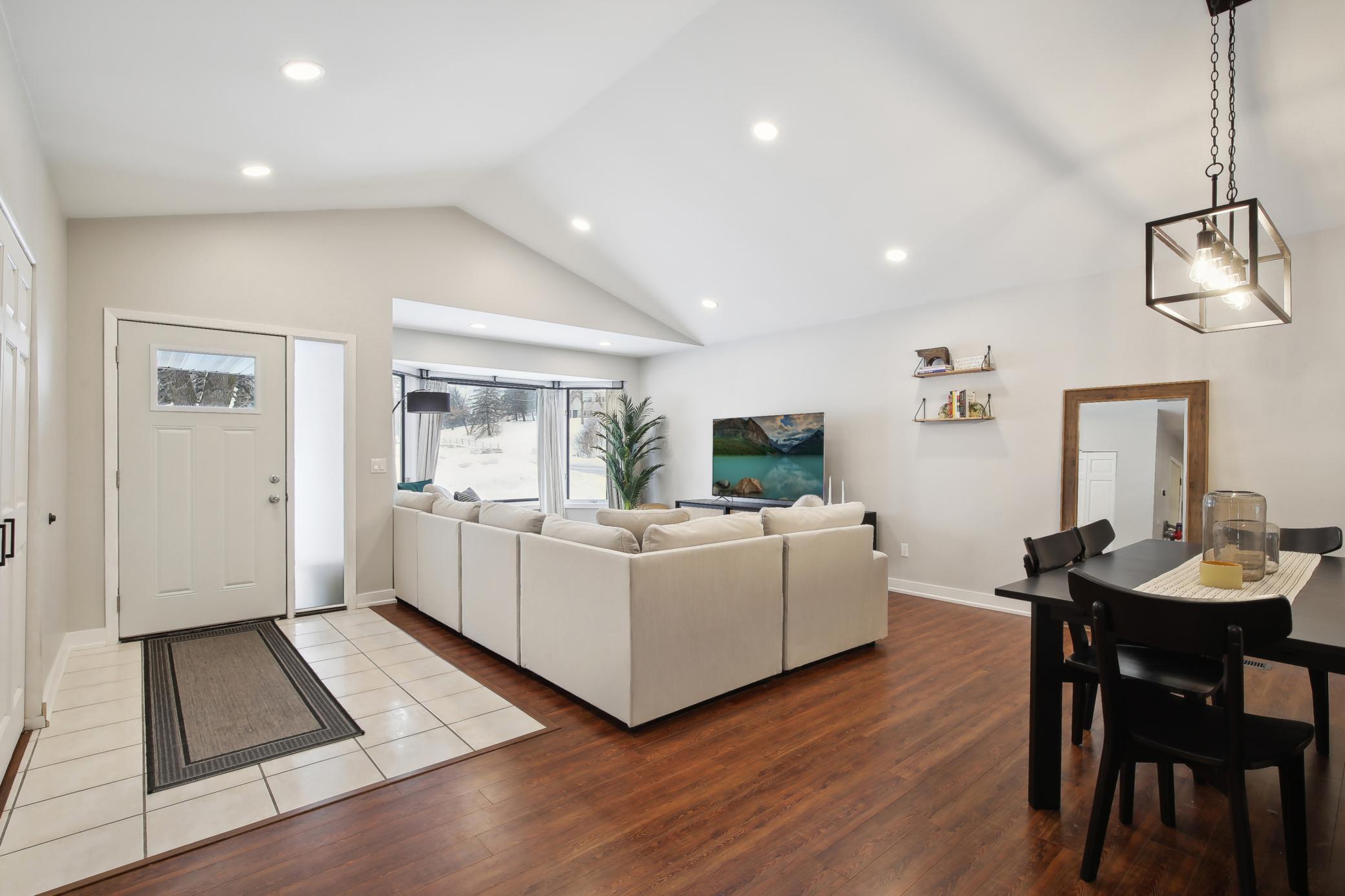 5960 Red Cherry Lane, Minnetonka MN