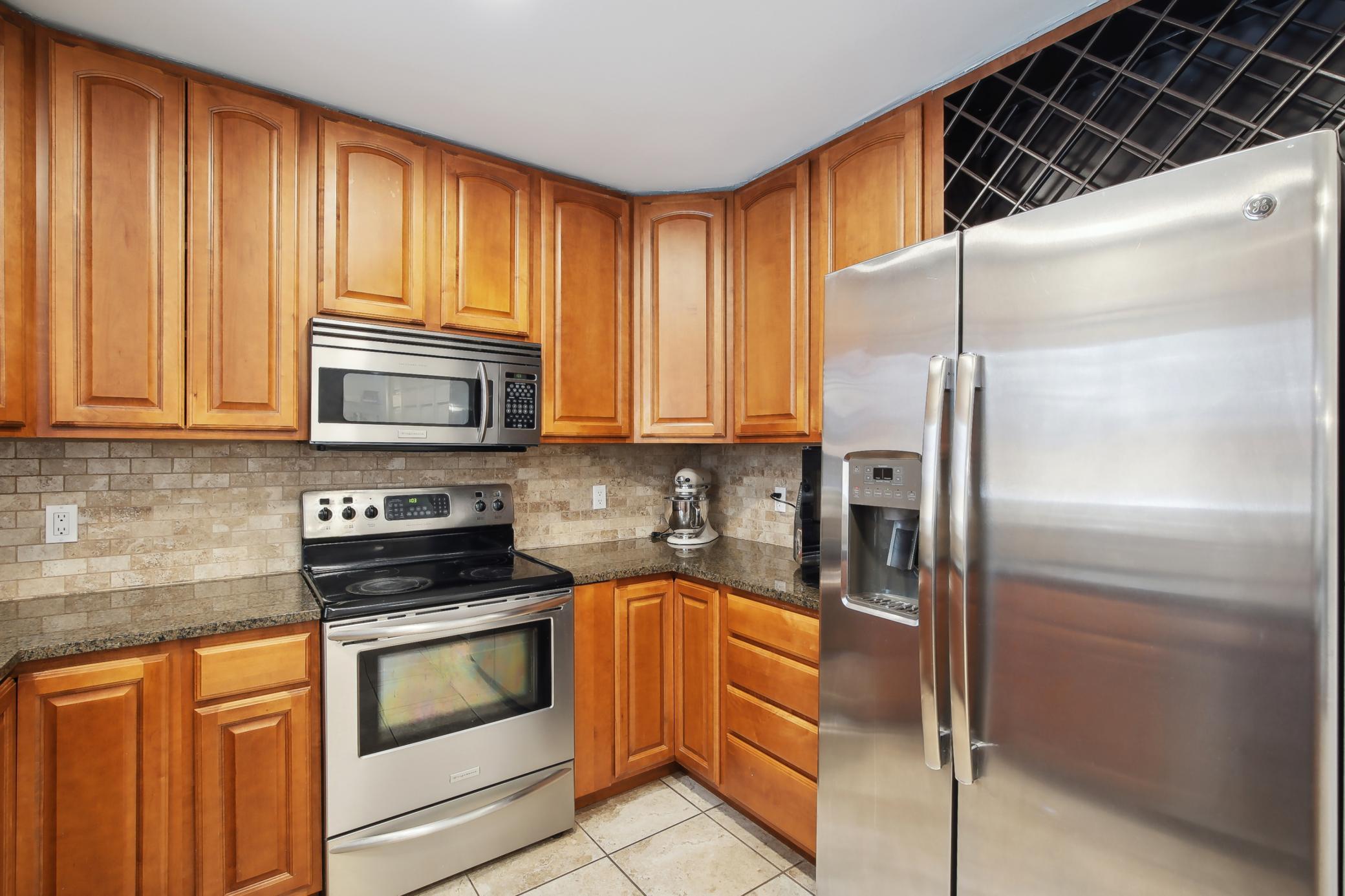 5960 Red Cherry Lane, Minnetonka MN