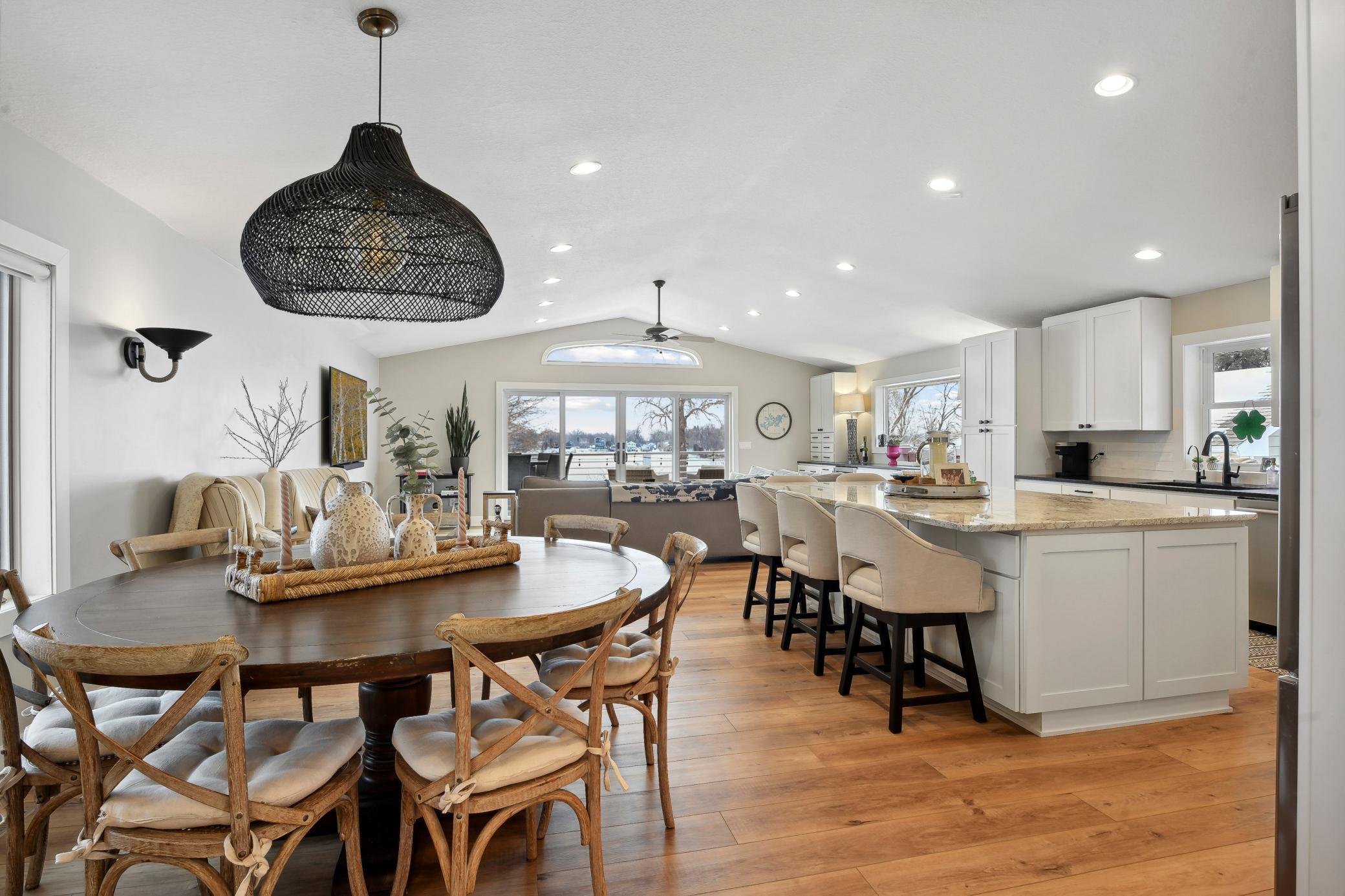 4398 Wilshire Blvd, Mound MN