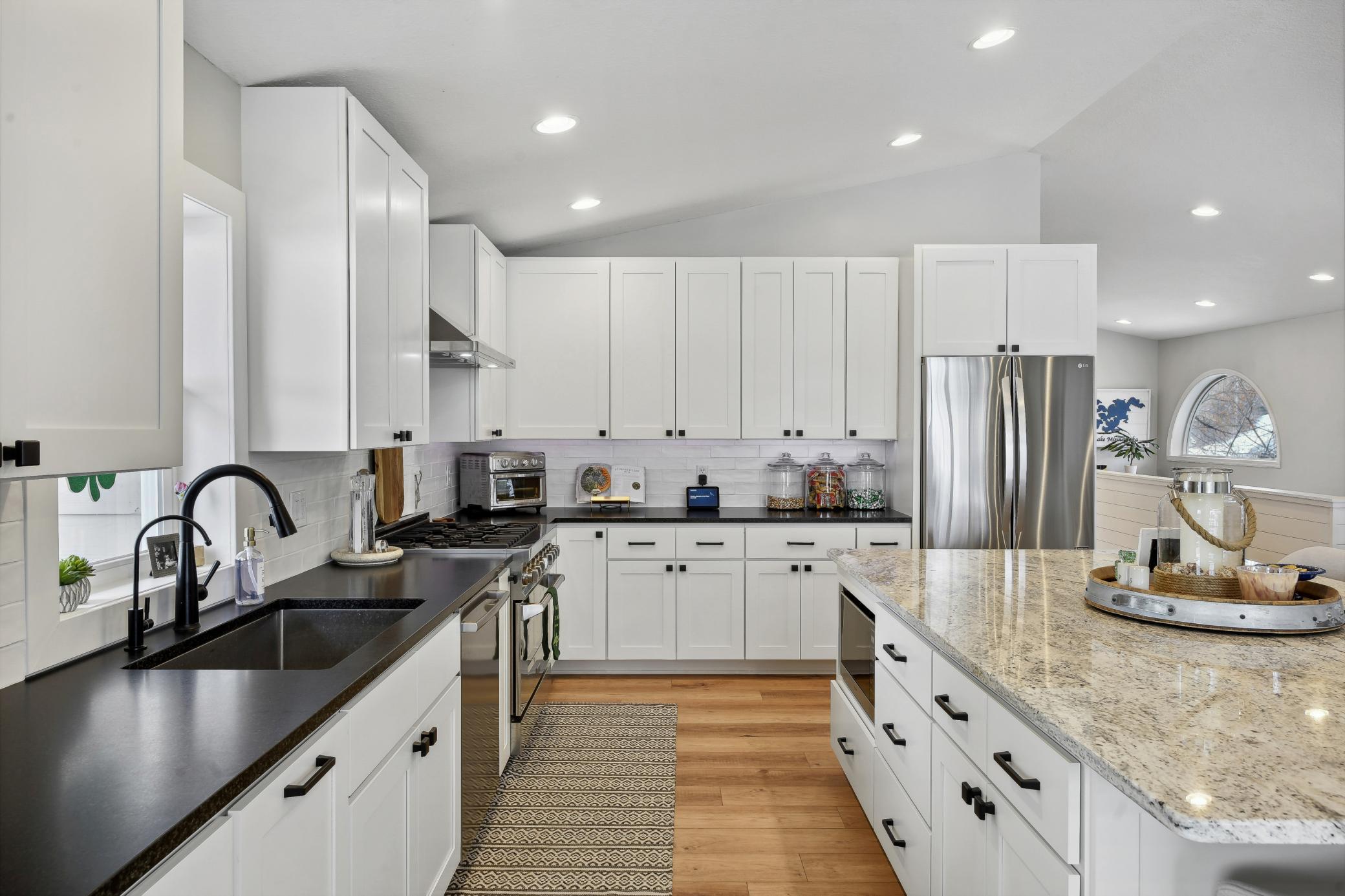 4398 Wilshire Blvd, Mound MN