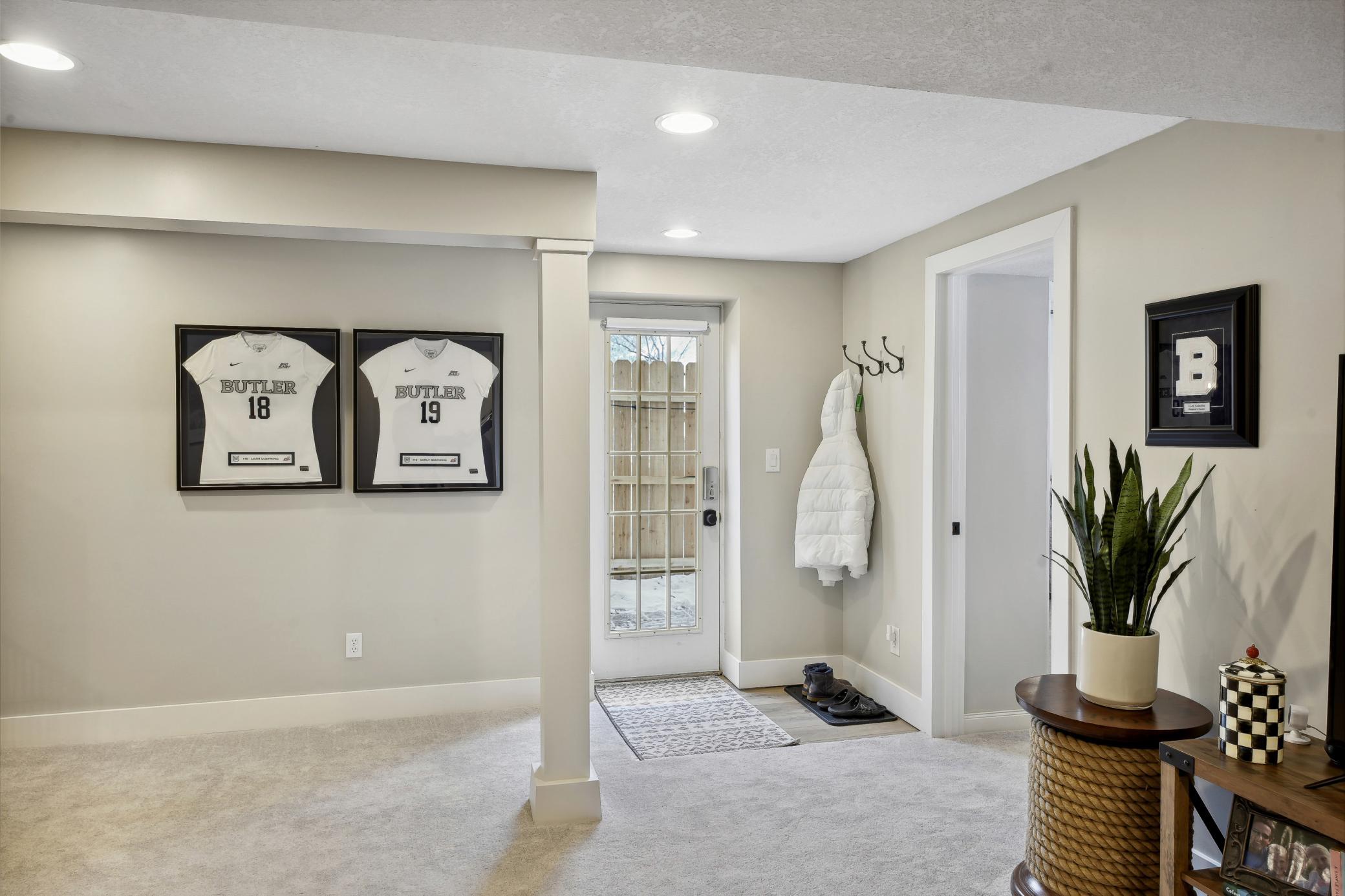 4398 Wilshire Blvd, Mound MN