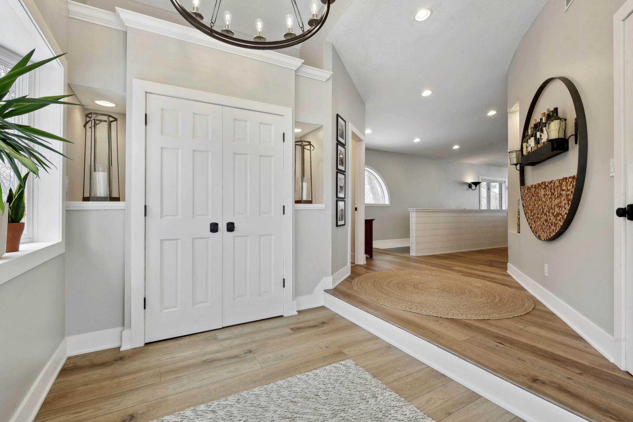 4398 Wilshire Blvd, Mound MN