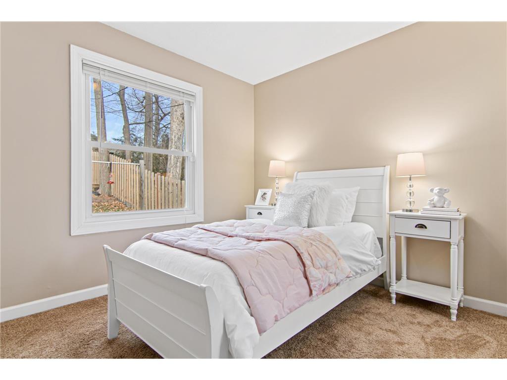 4972 Northern Rd, Mound, MN