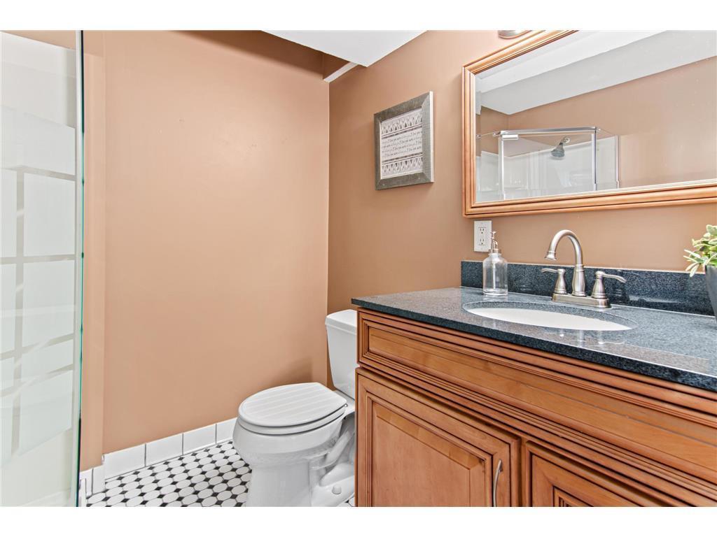 4972 Northern Rd, Mound, MN