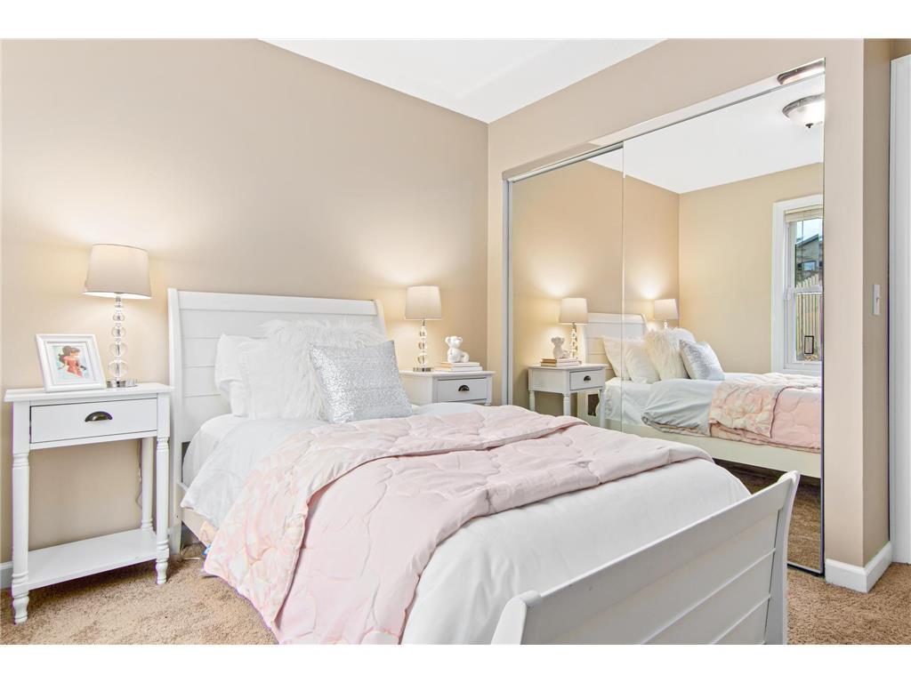 4972 Northern Rd, Mound, MN