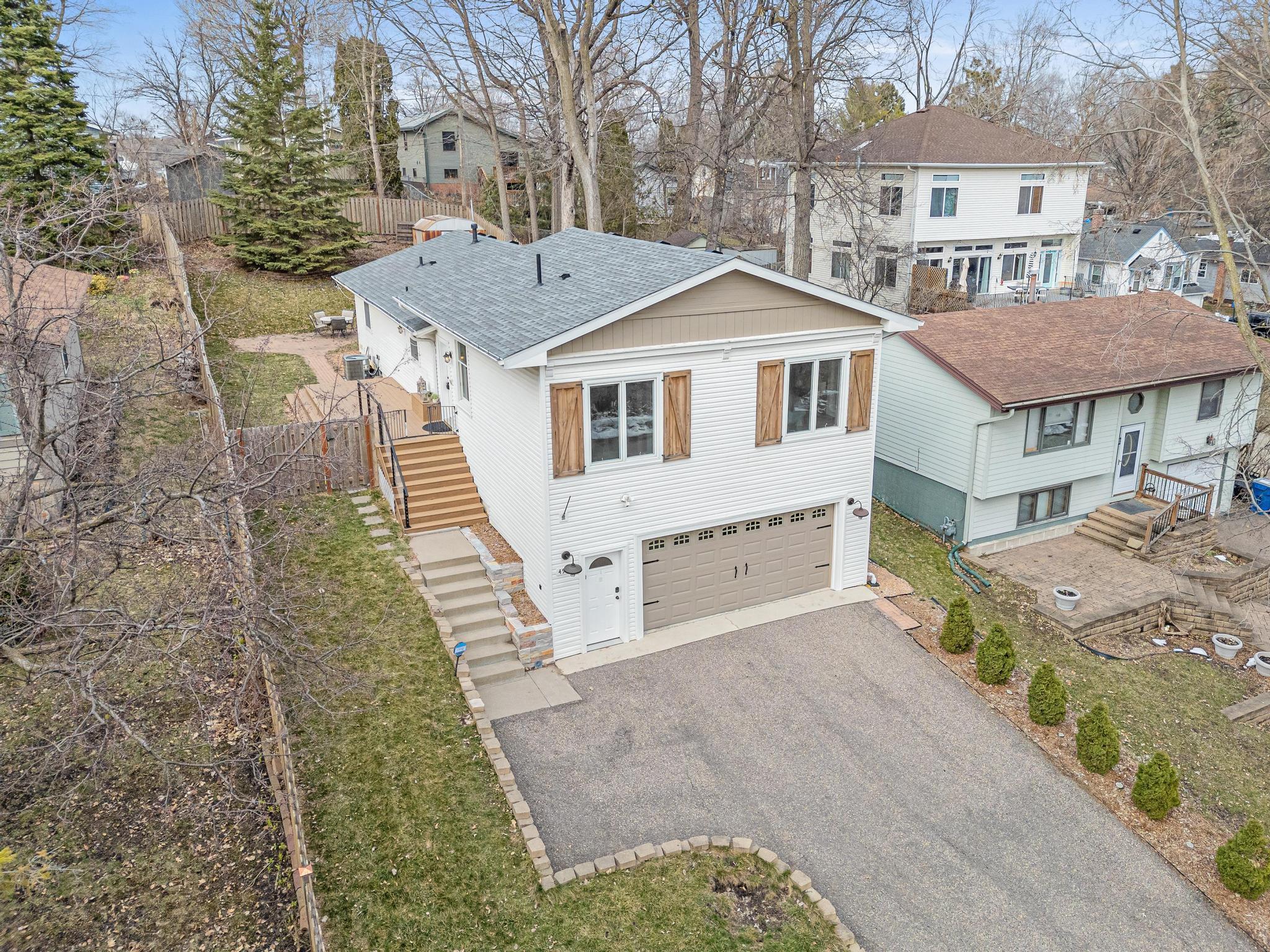 4972 Northern Rd, Mound, MN