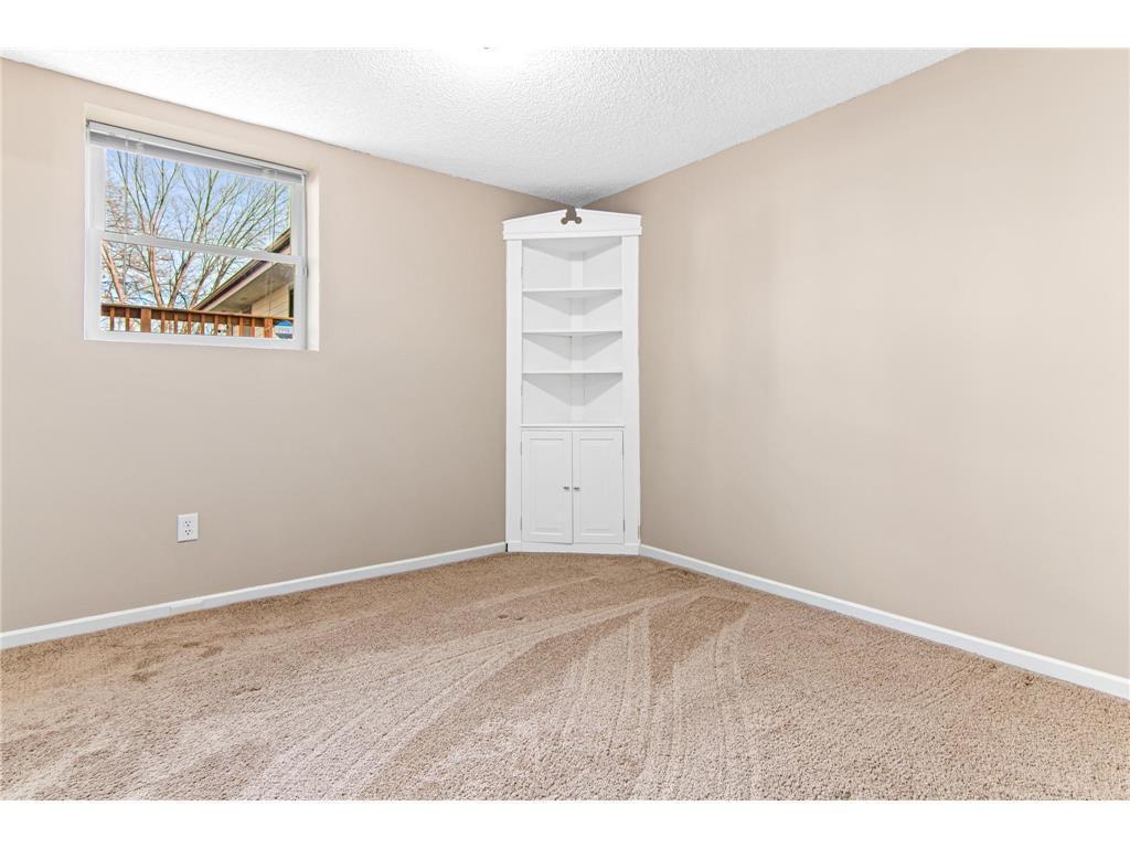 4972 Northern Rd, Mound, MN