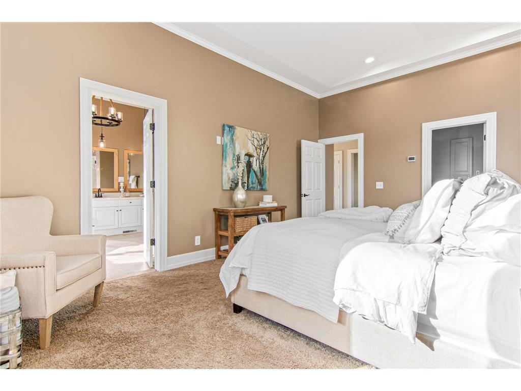 4972 Northern Rd, Mound, MN