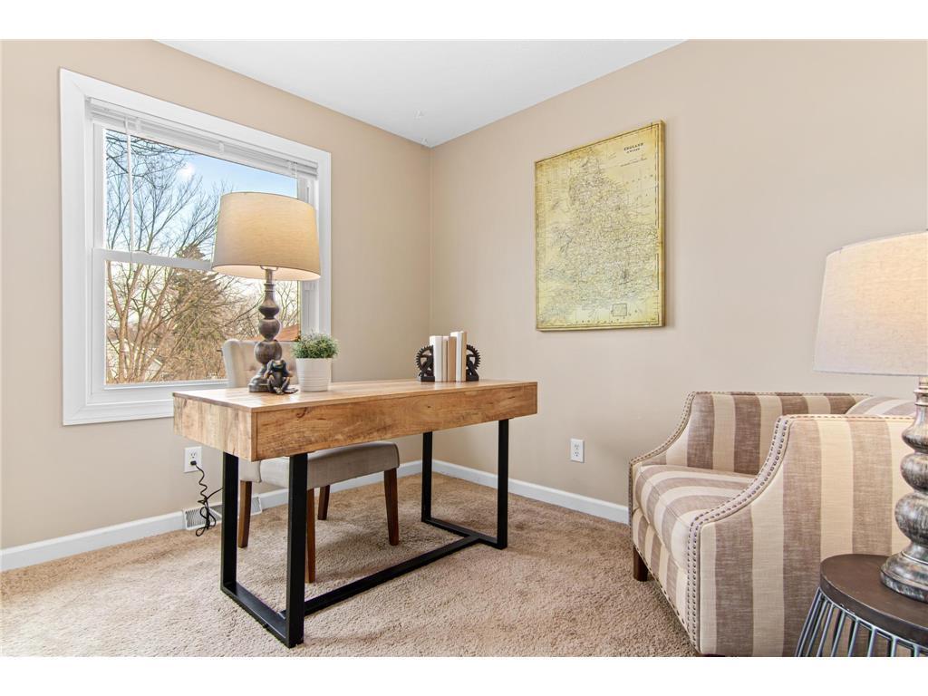 4972 Northern Rd, Mound, MN