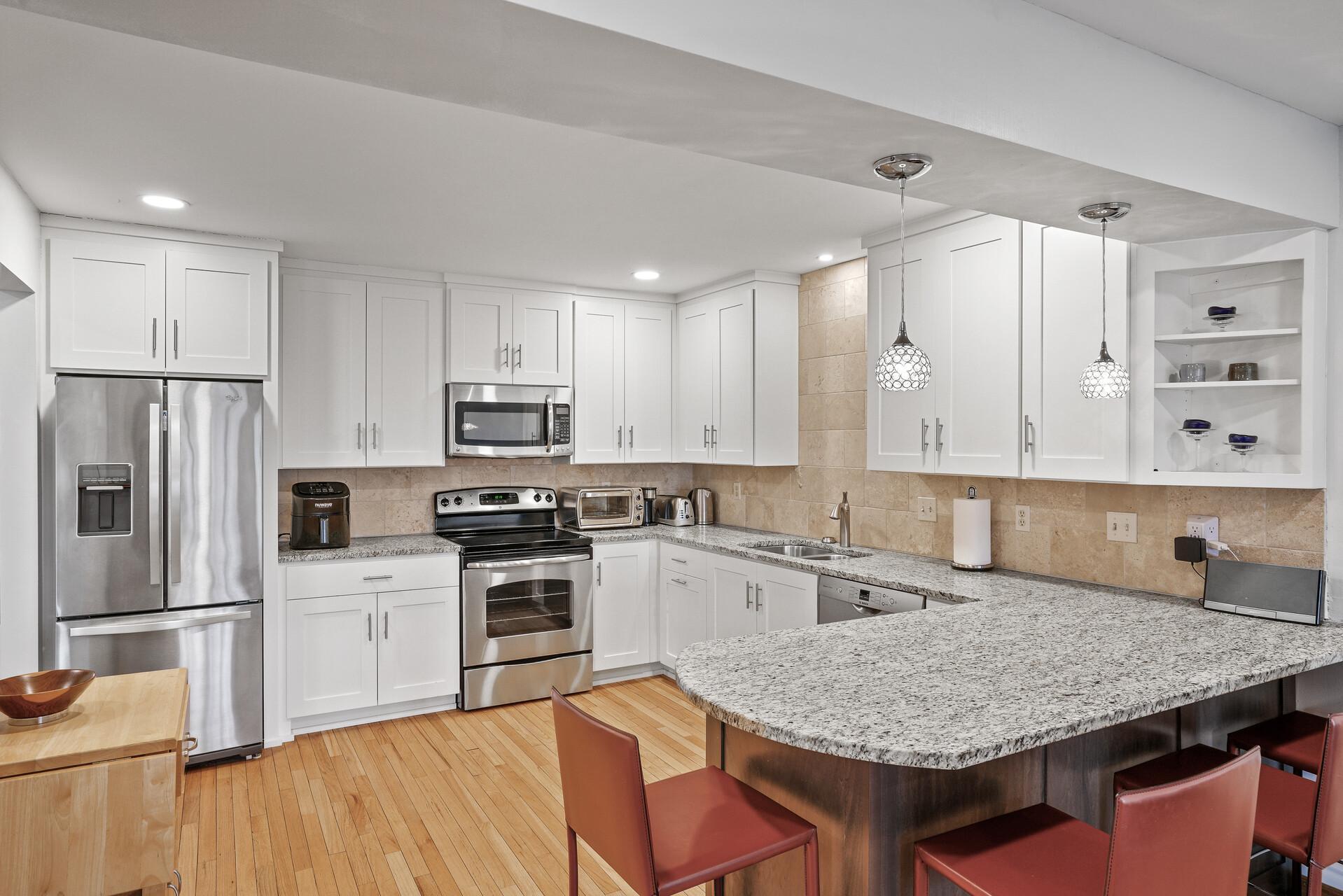 5500 Tiffany Lane, Excelsior, MN