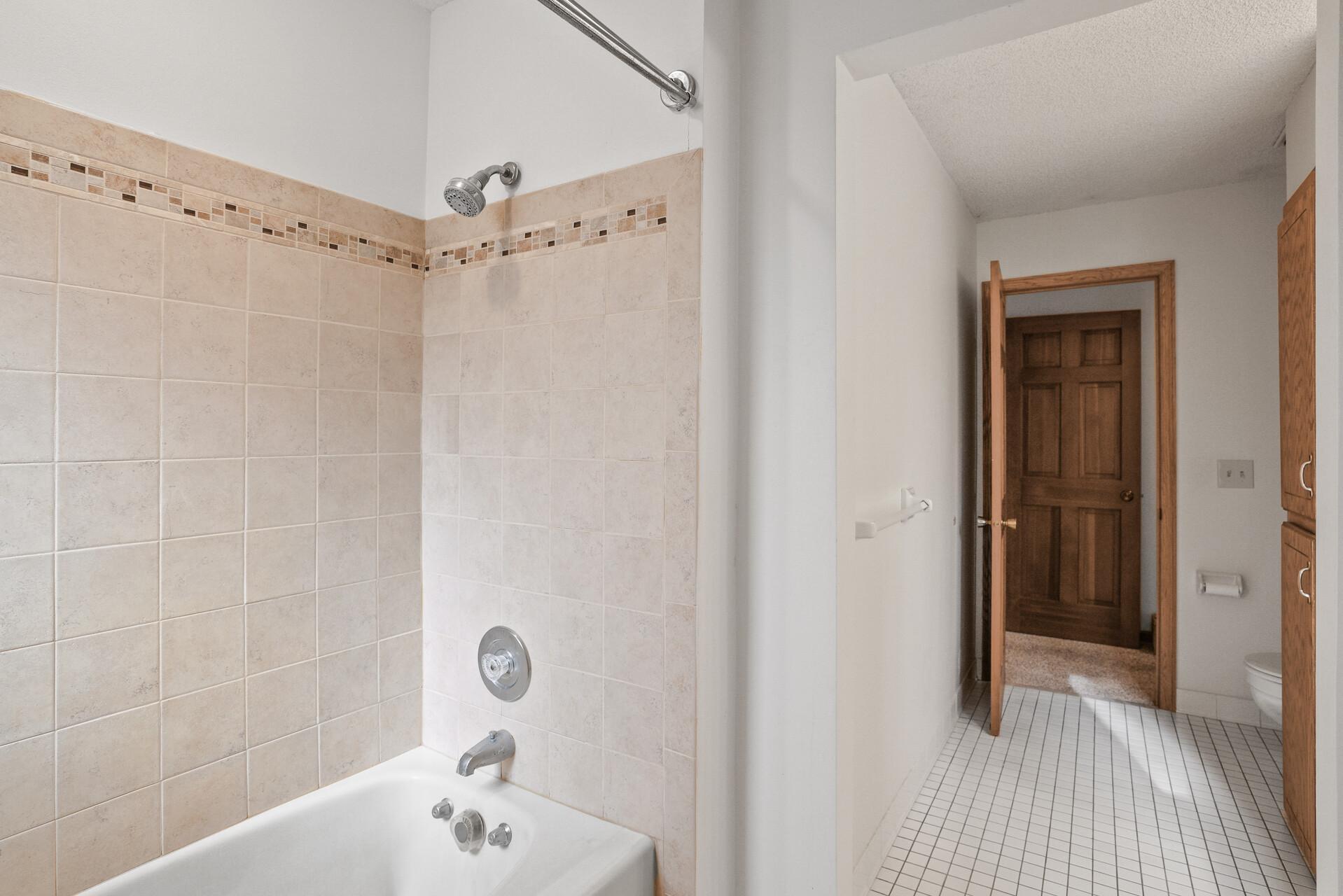 5500 Tiffany Lane, Excelsior, MN