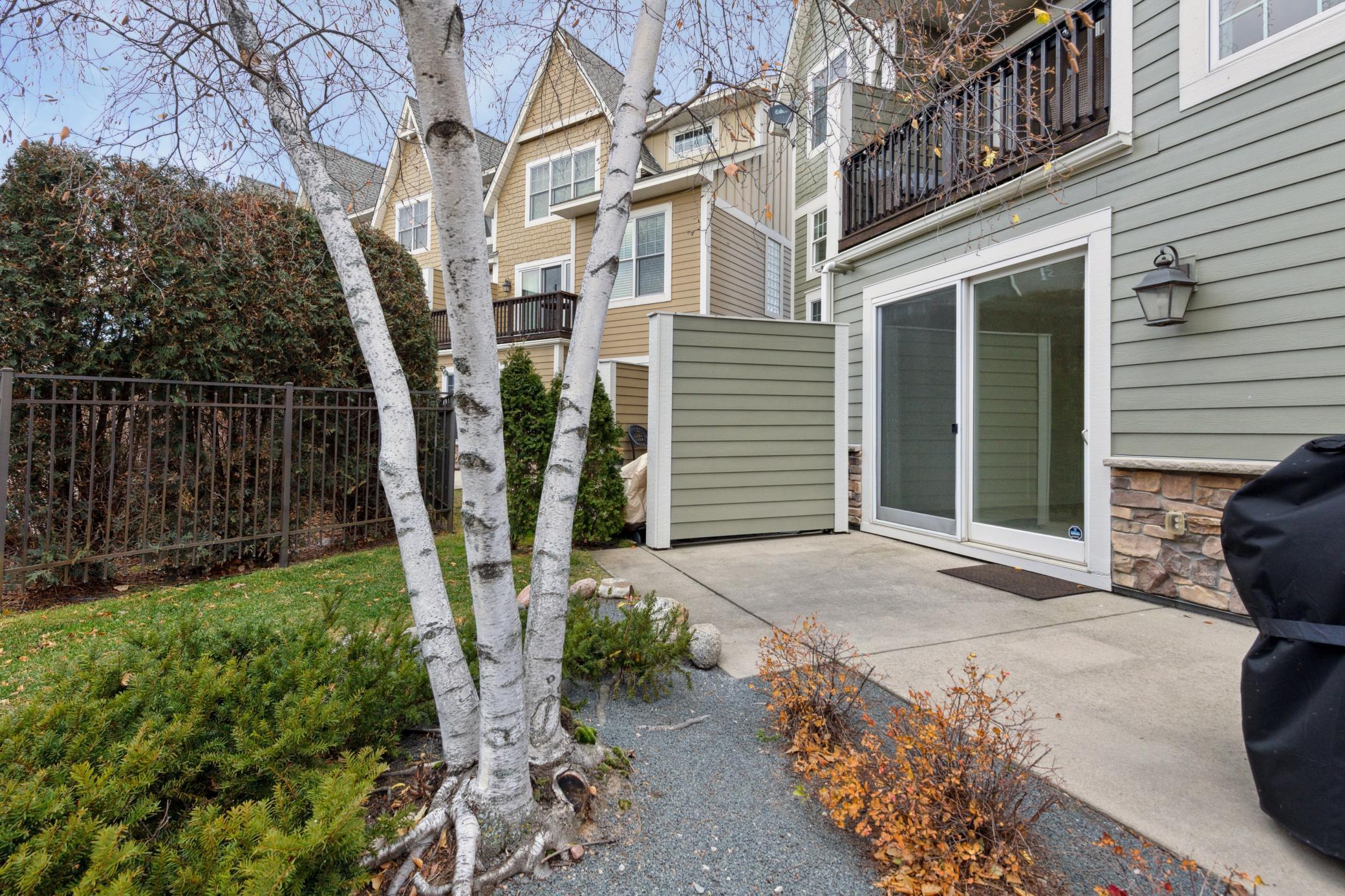 2315 Lost Lake Ct, Mound, MN