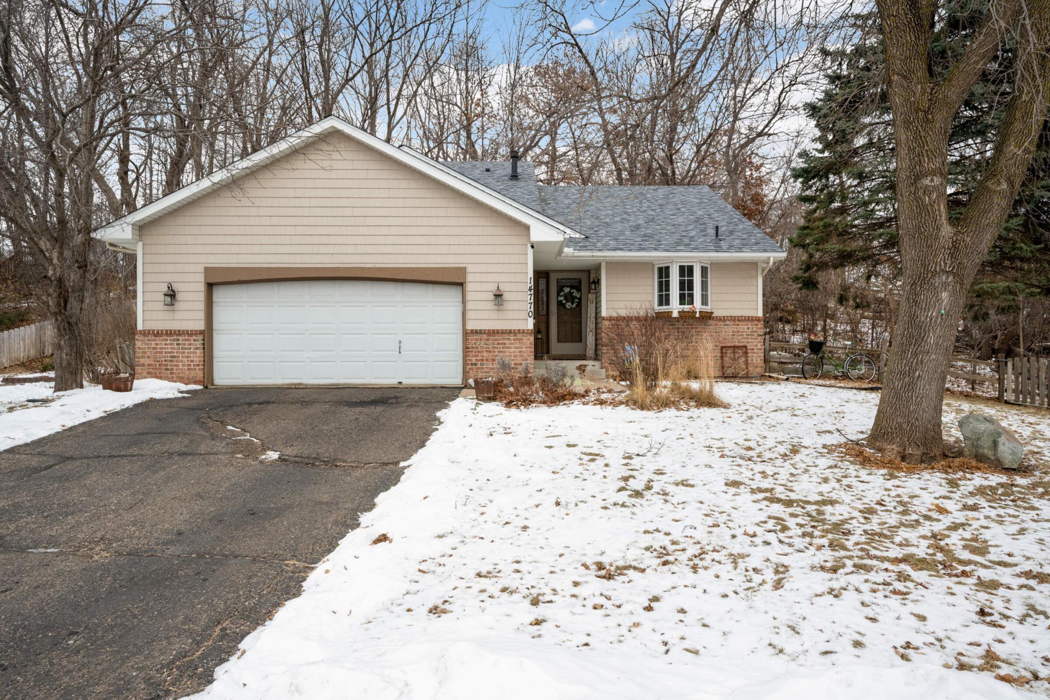 14770 40th Ave N, Plymouth, MN