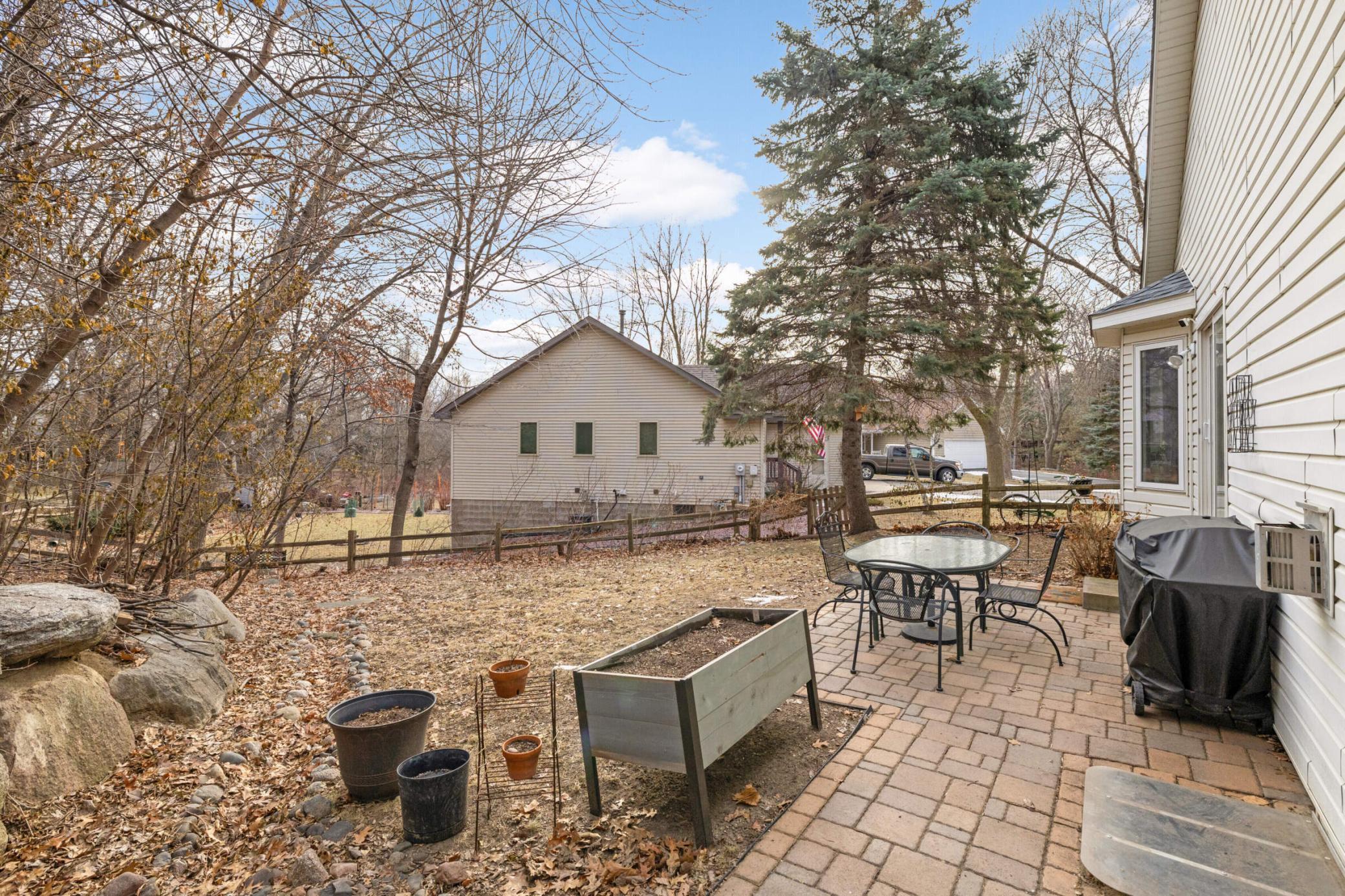 14770 40th Ave N, Plymouth, MN