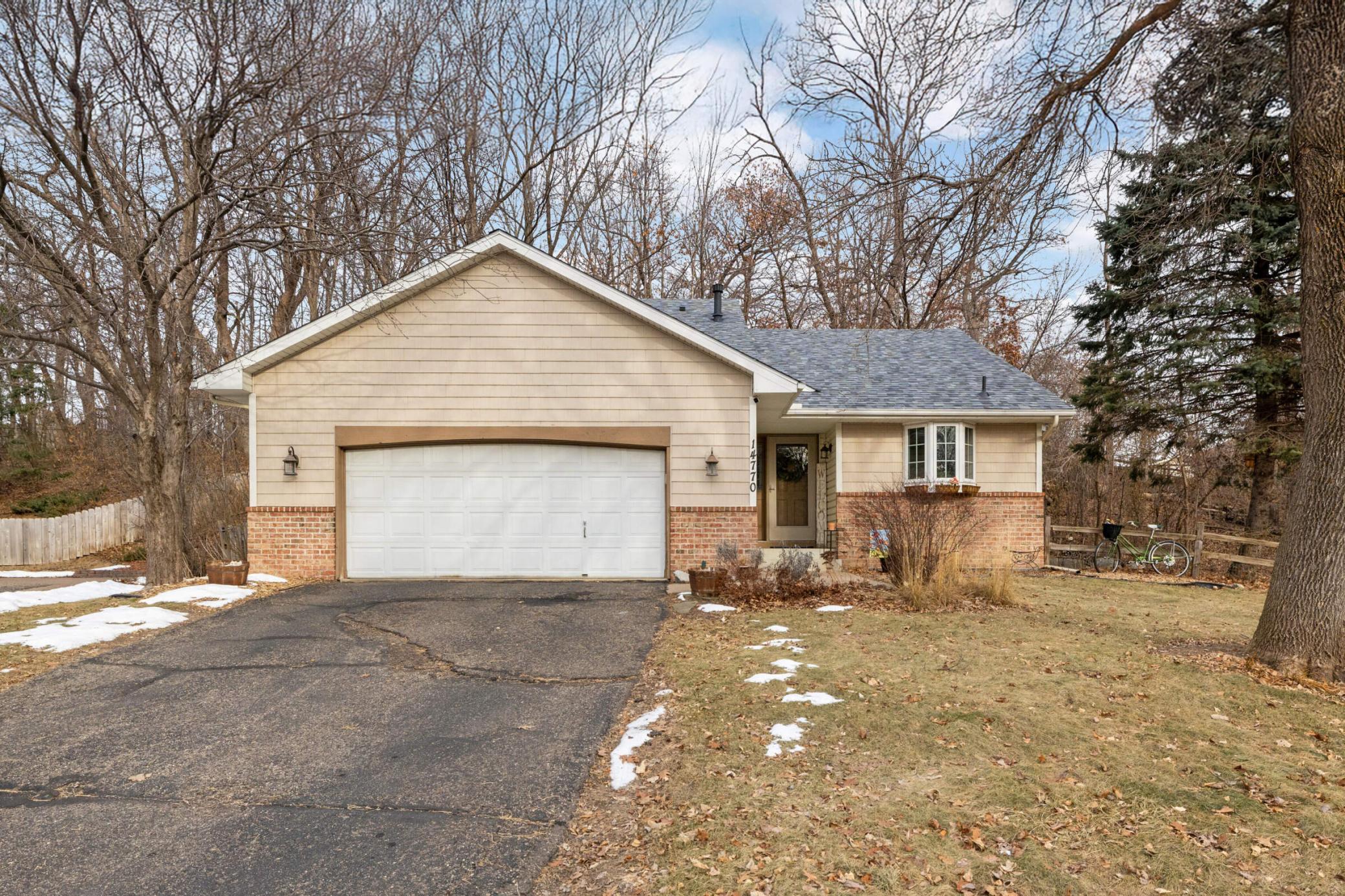 14770 40th Ave N, Plymouth, MN
