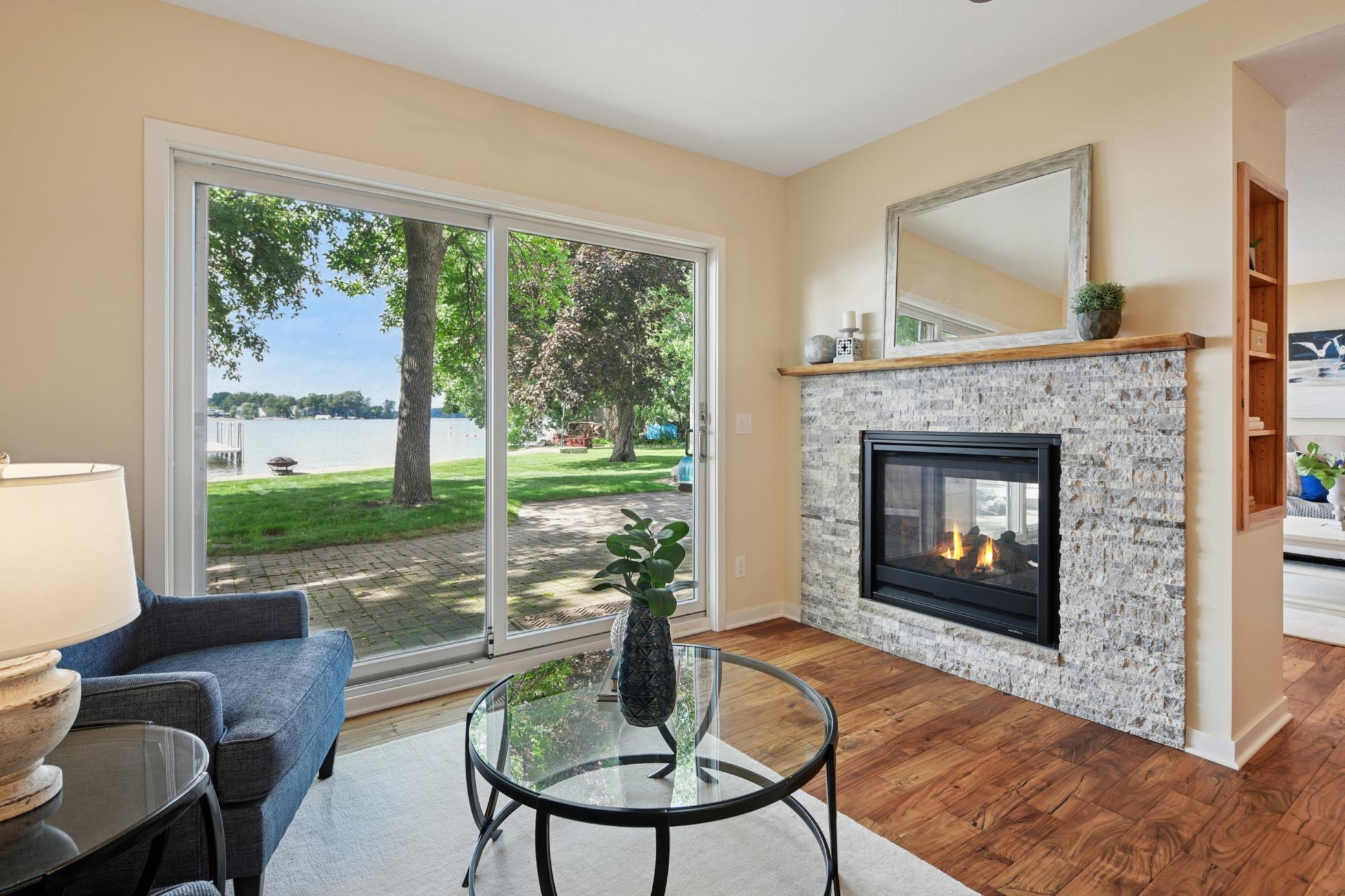 4 1st St, Excelsior, MN