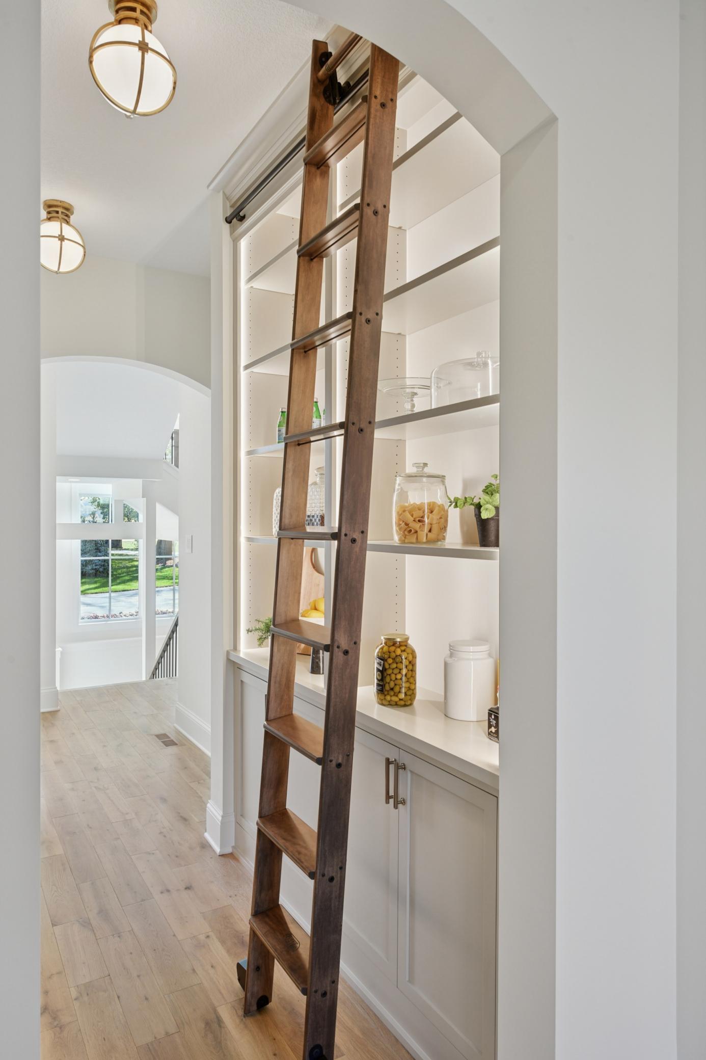 9414 US-12, Independence, MN