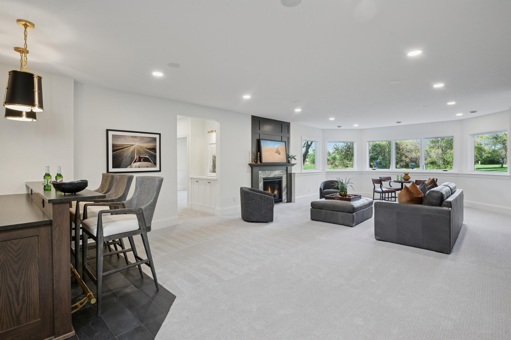 9414 US-12, Independence, MN