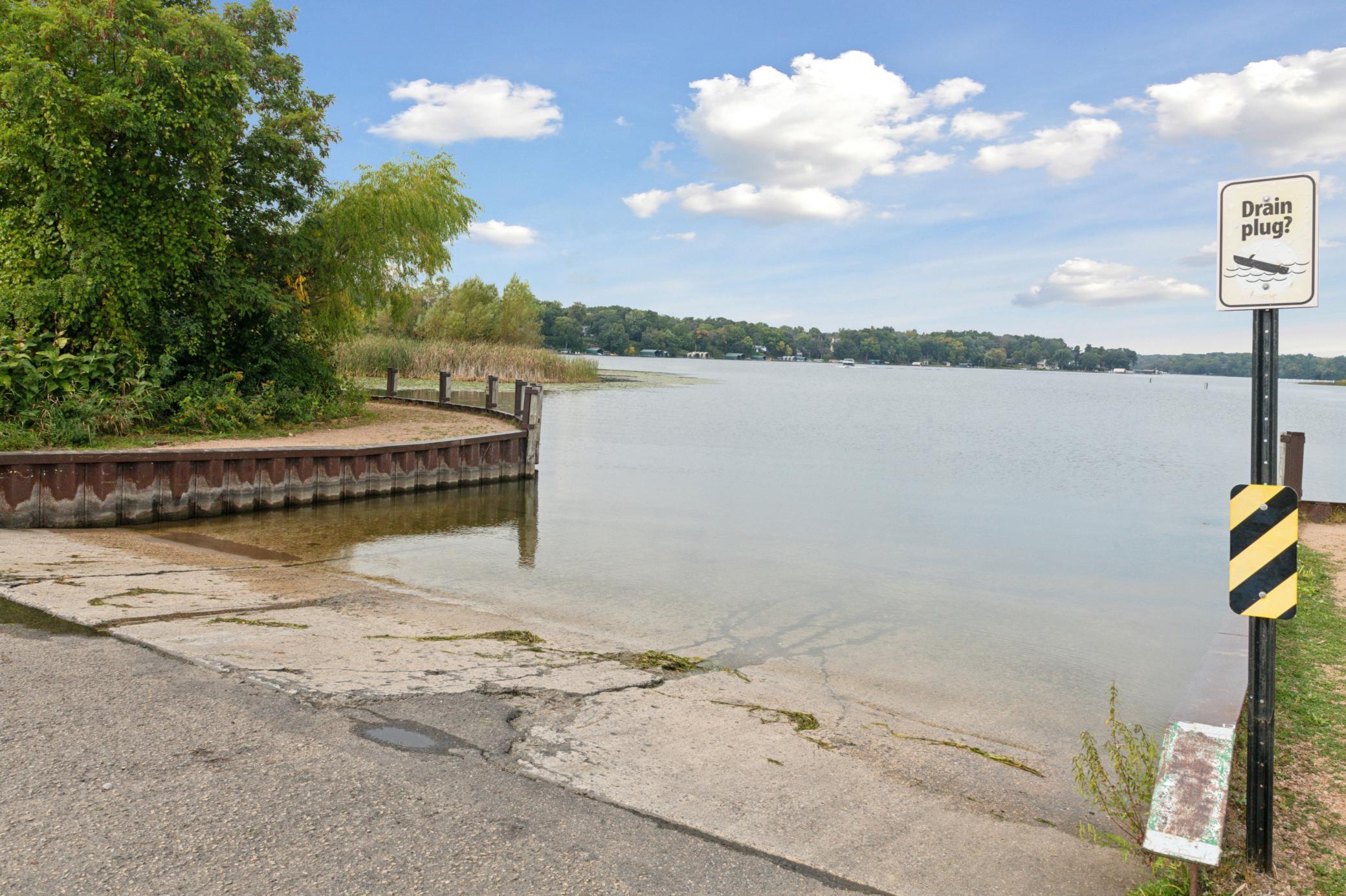 1545 Minnie Ave, Orono, MN