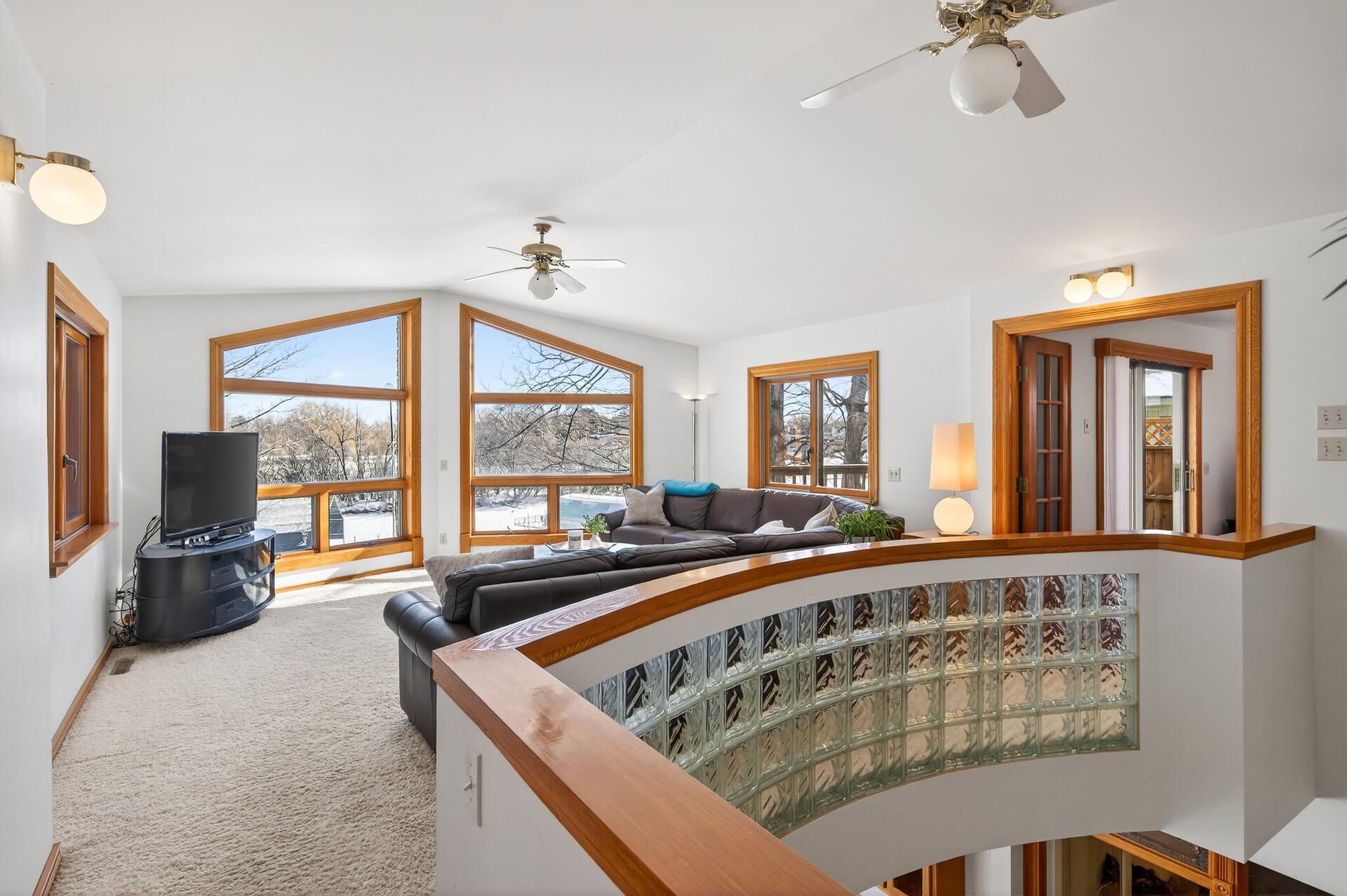 55 Interlachen Drive, Tonka Bay, MN