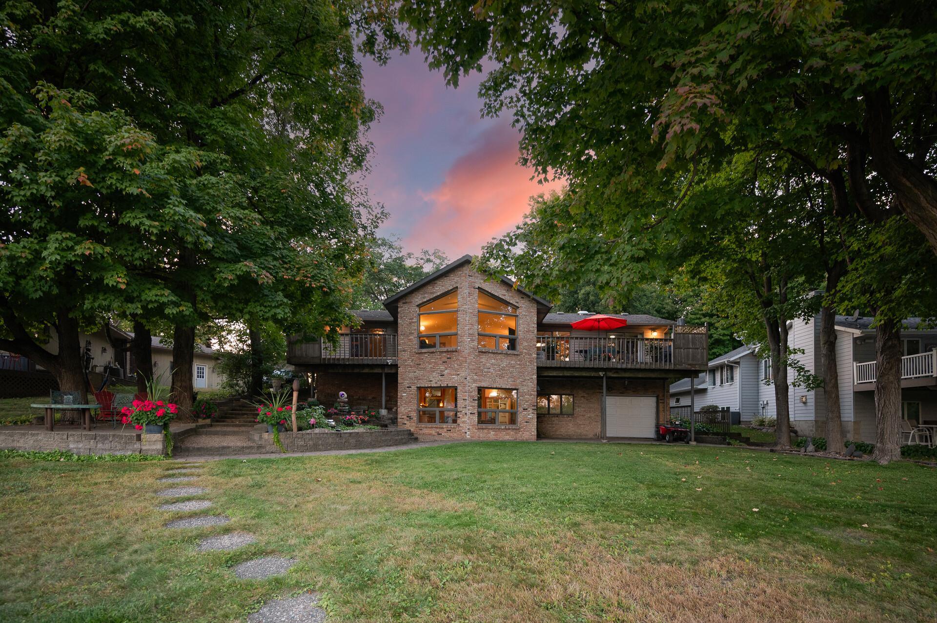 55 Interlachen Drive, Tonka Bay, MN