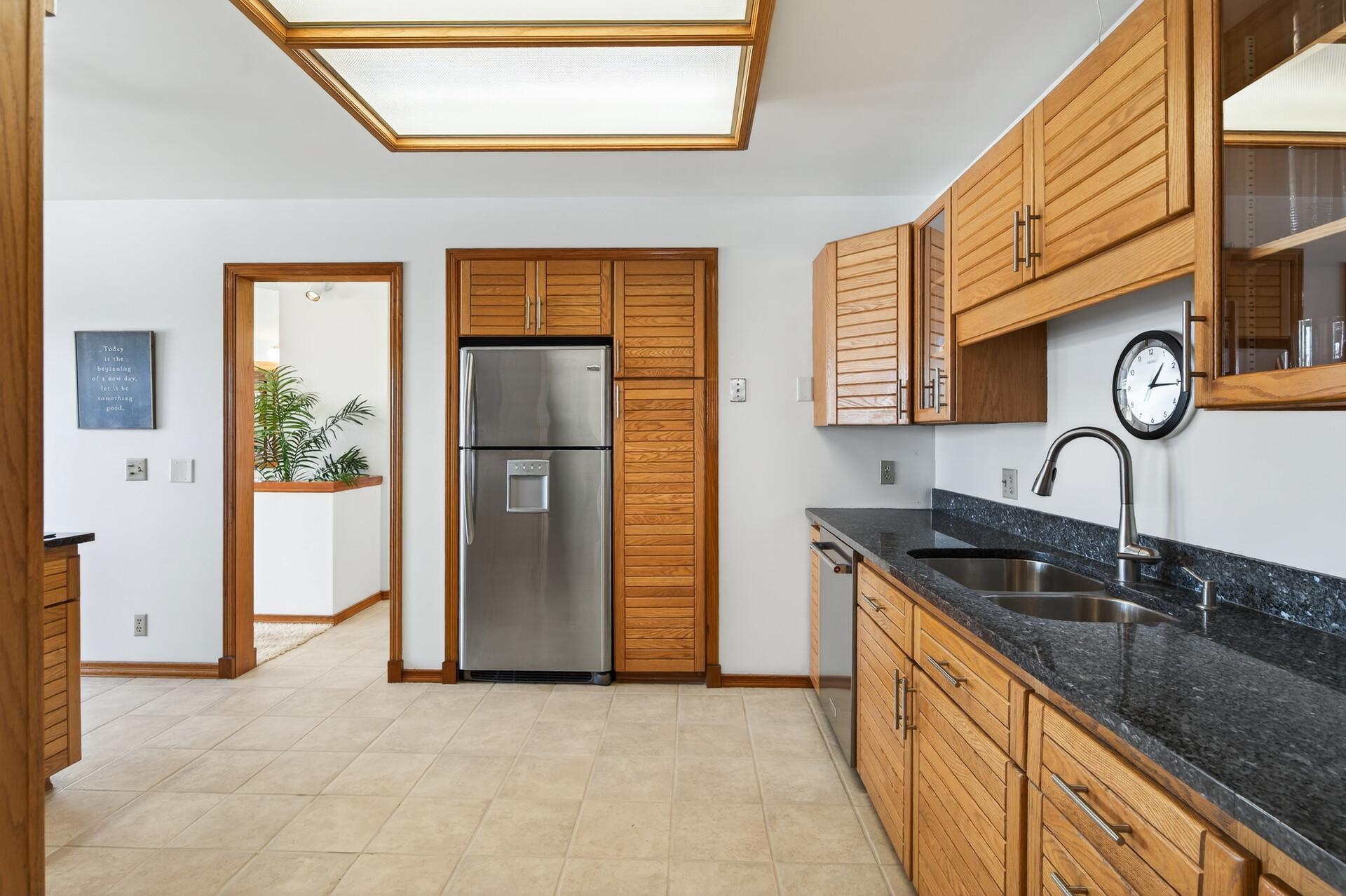 55 Interlachen Drive, Tonka Bay, MN