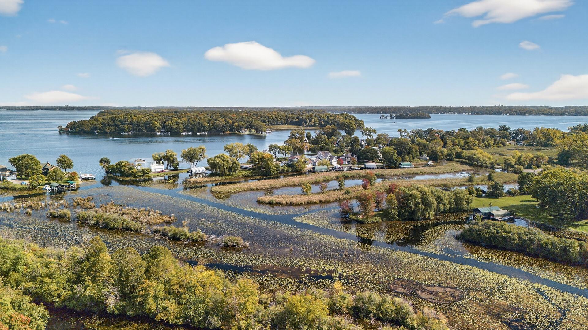 55 Interlachen Drive, Tonka Bay, MN