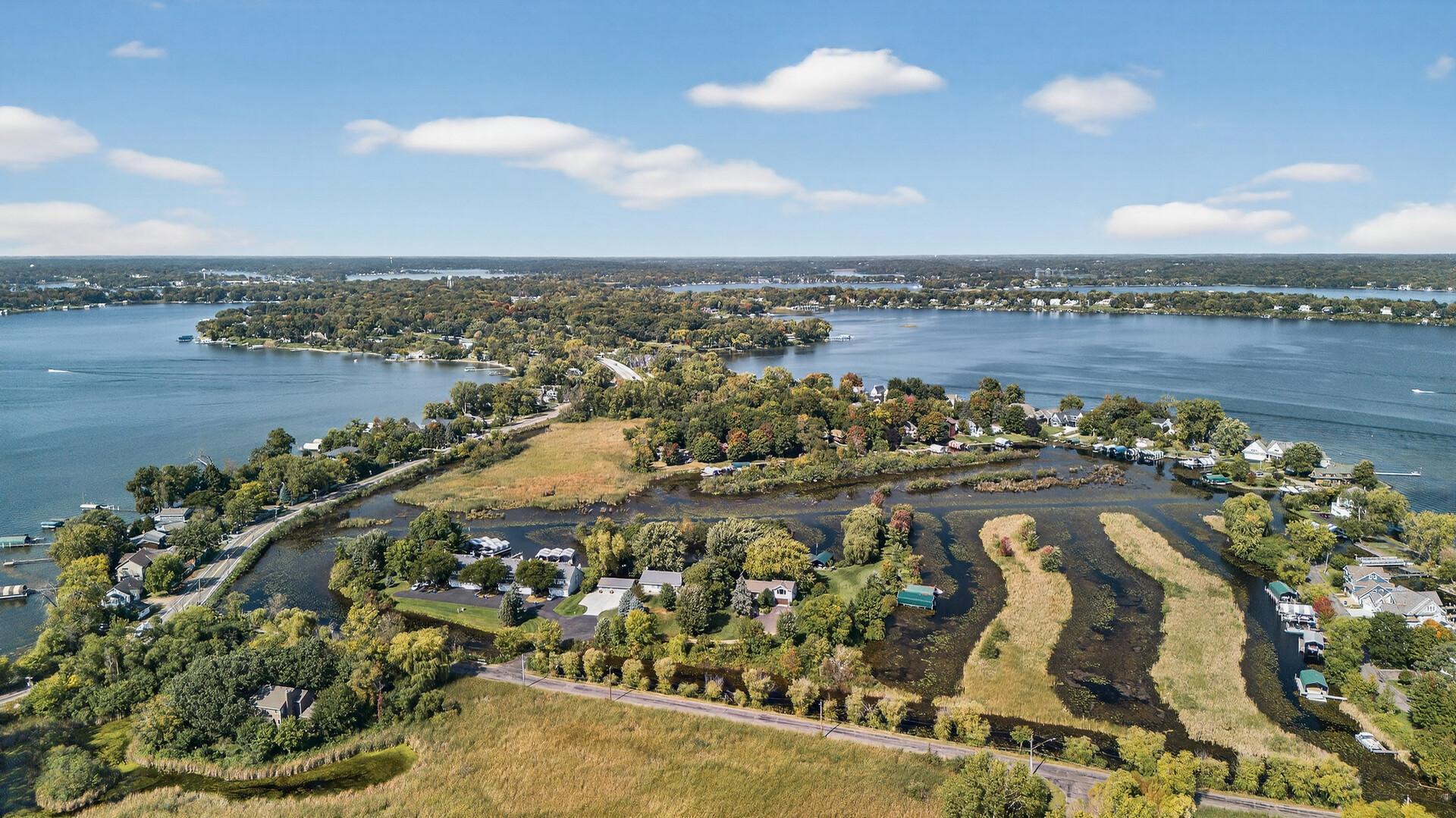 55 Interlachen Drive, Tonka Bay, MN